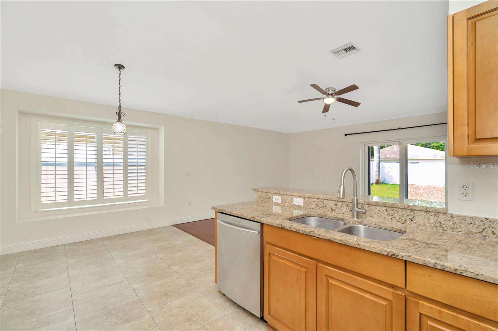 3837 LOCKRIDGE DR