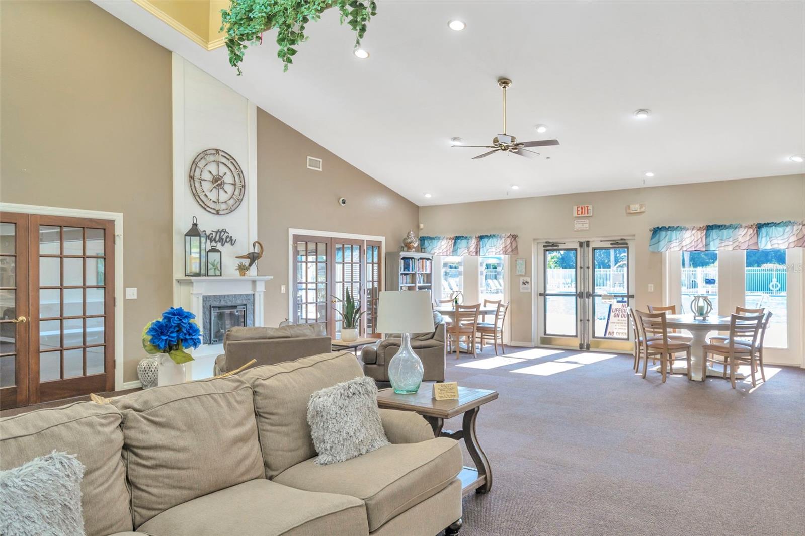 3837 LOCKRIDGE DR