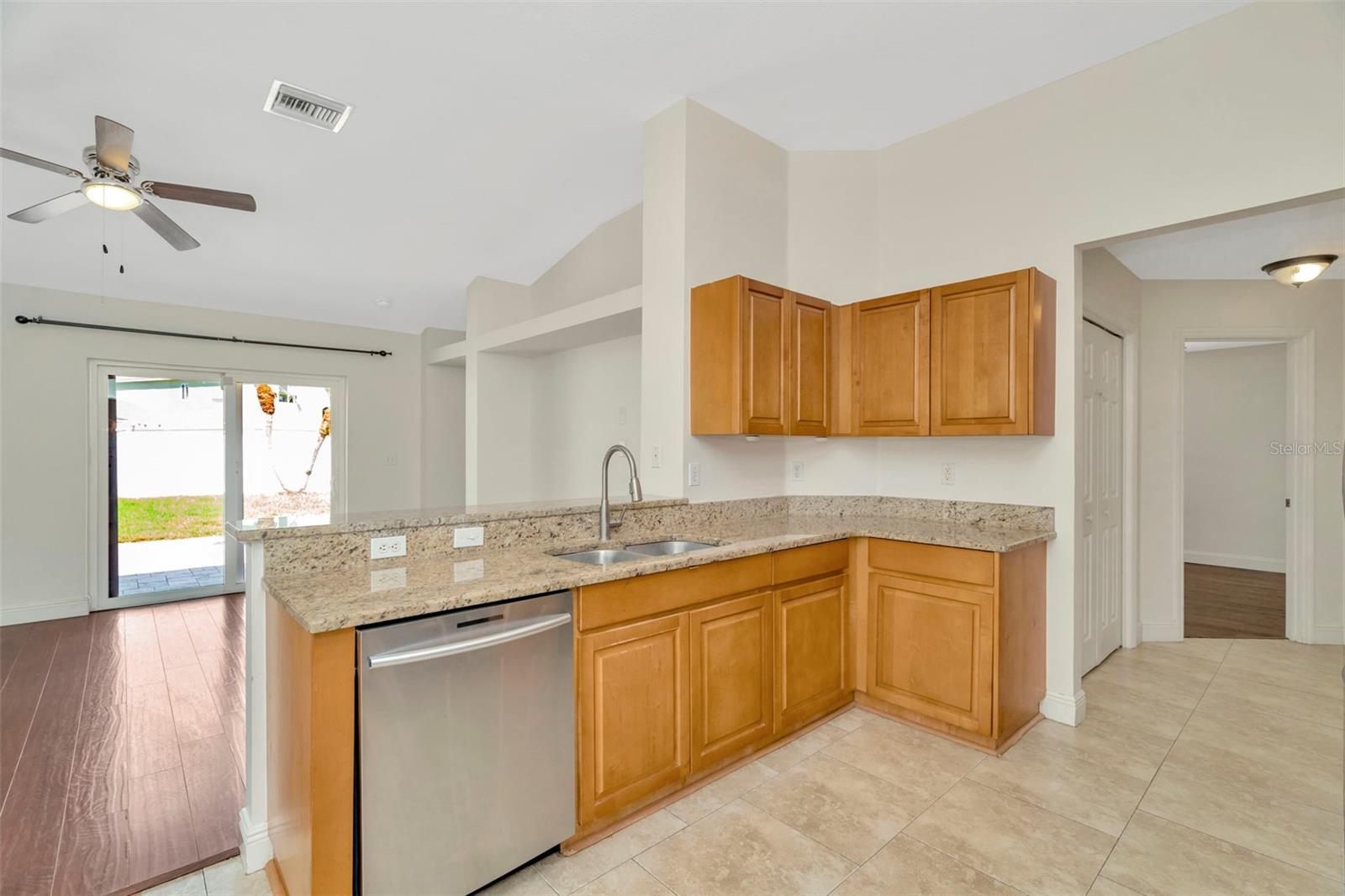 3837 LOCKRIDGE DR