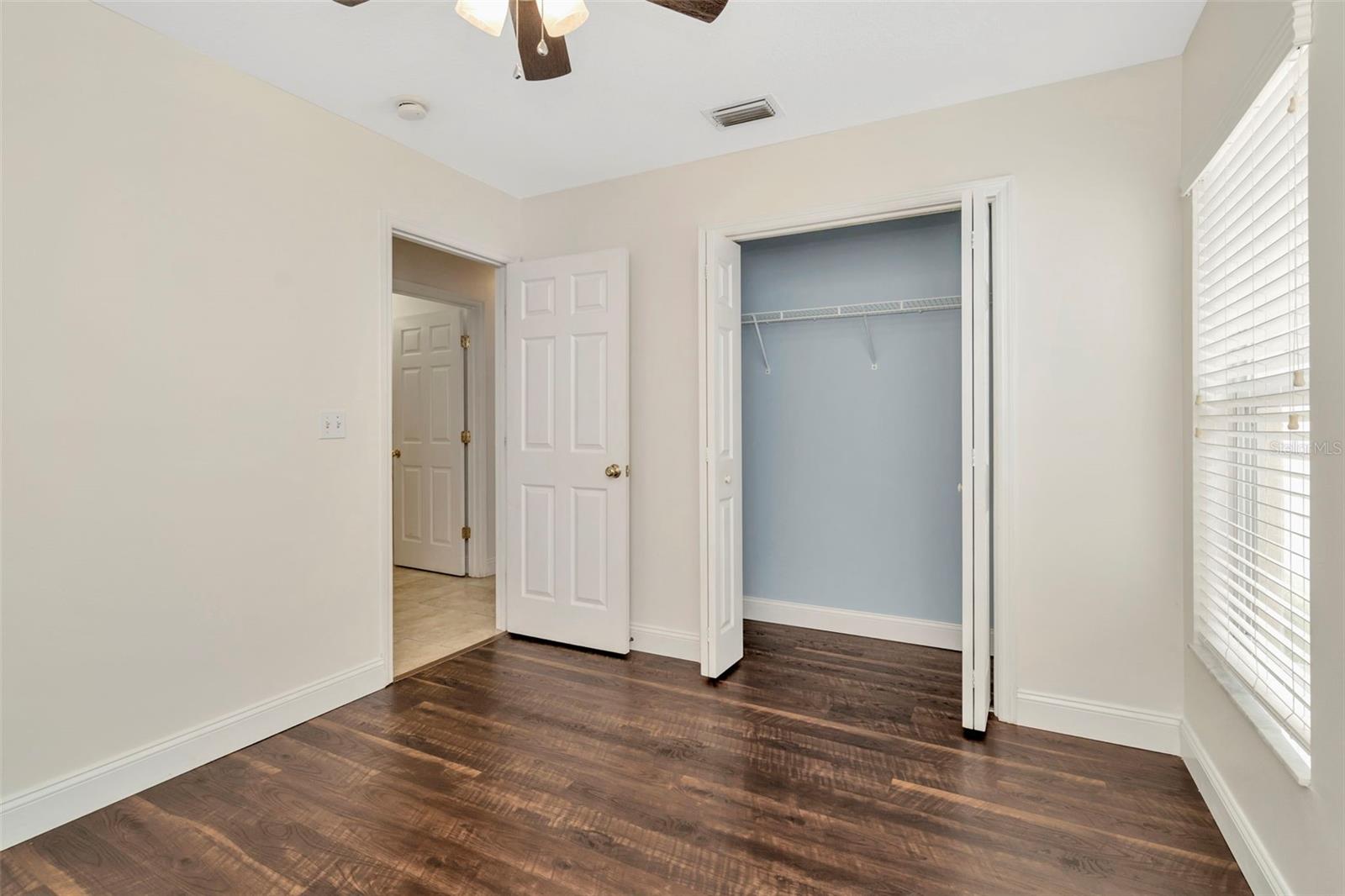 3837 LOCKRIDGE DR