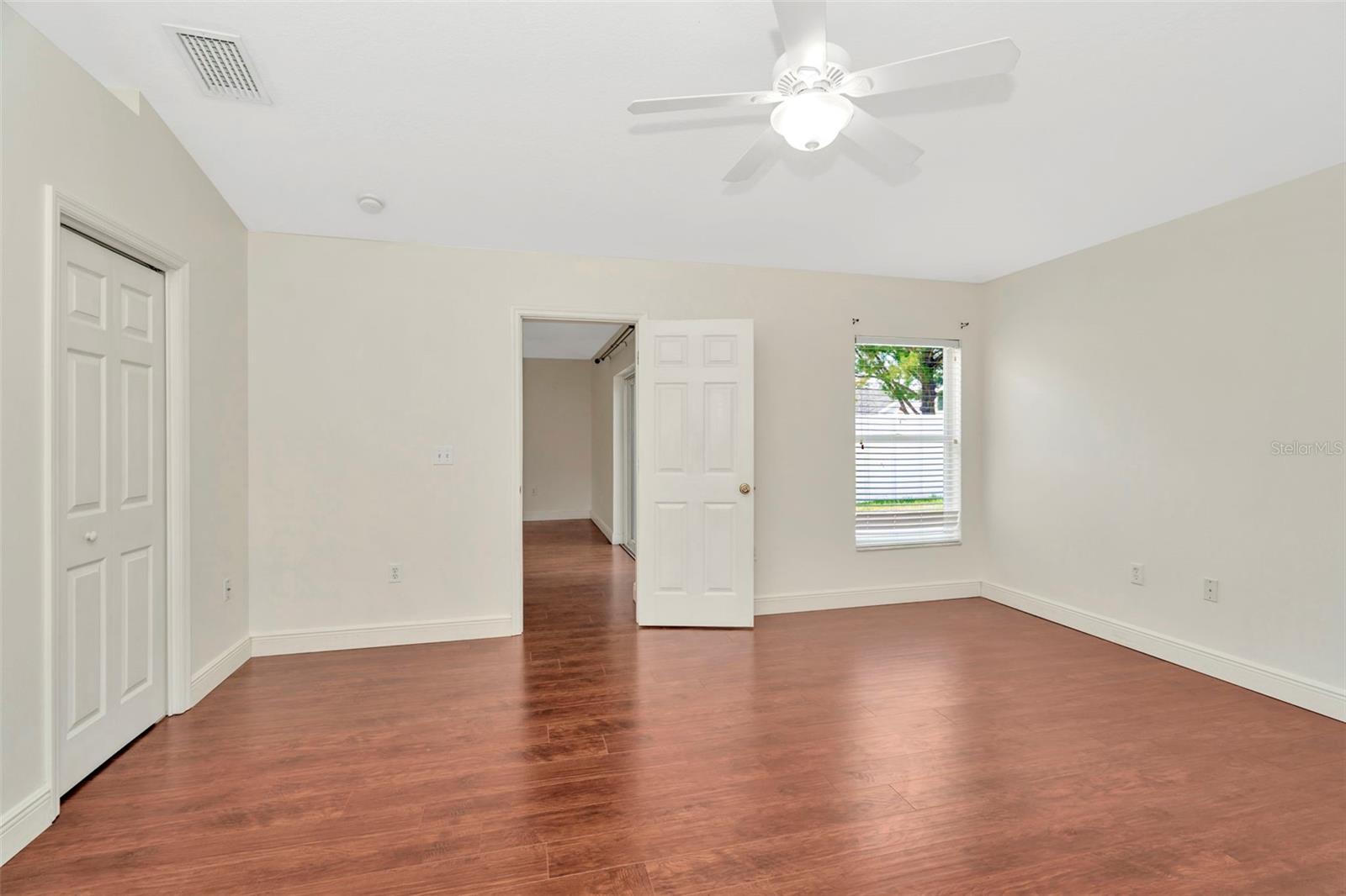 3837 LOCKRIDGE DR