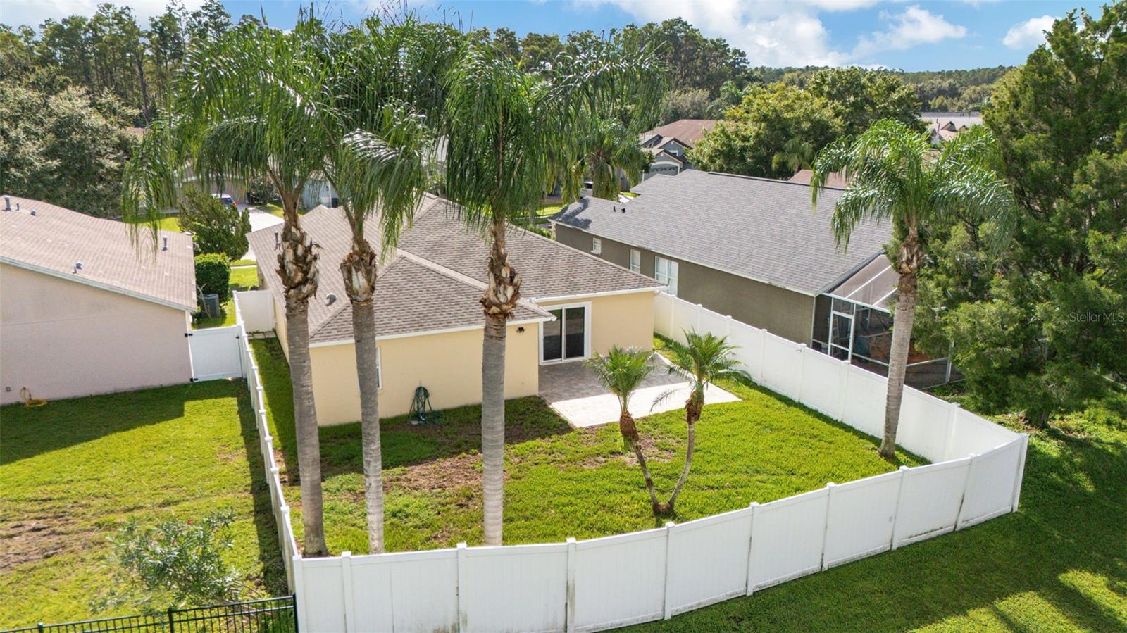 3837 LOCKRIDGE DR