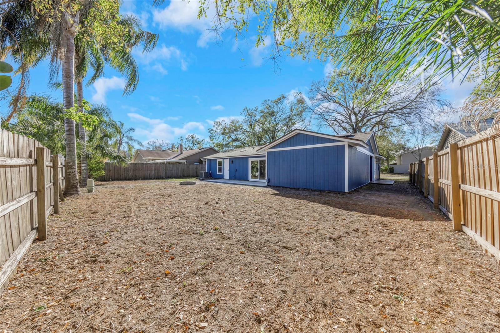 15911 COUNTRY FARM PL