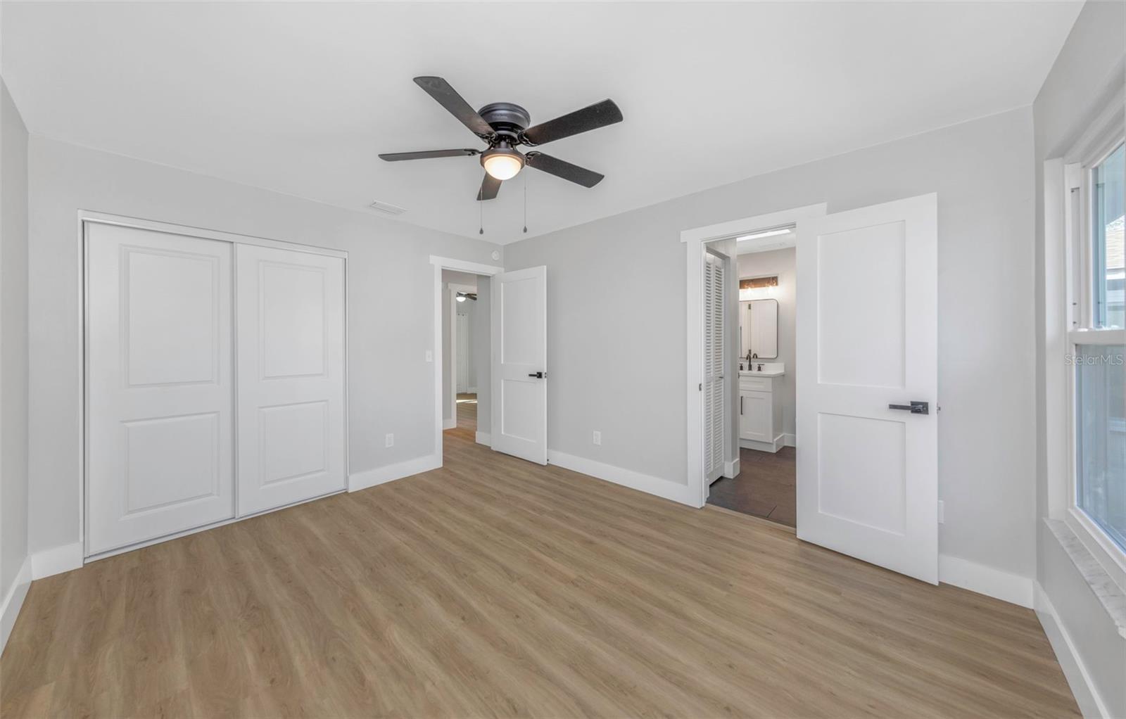 15911 COUNTRY FARM PL