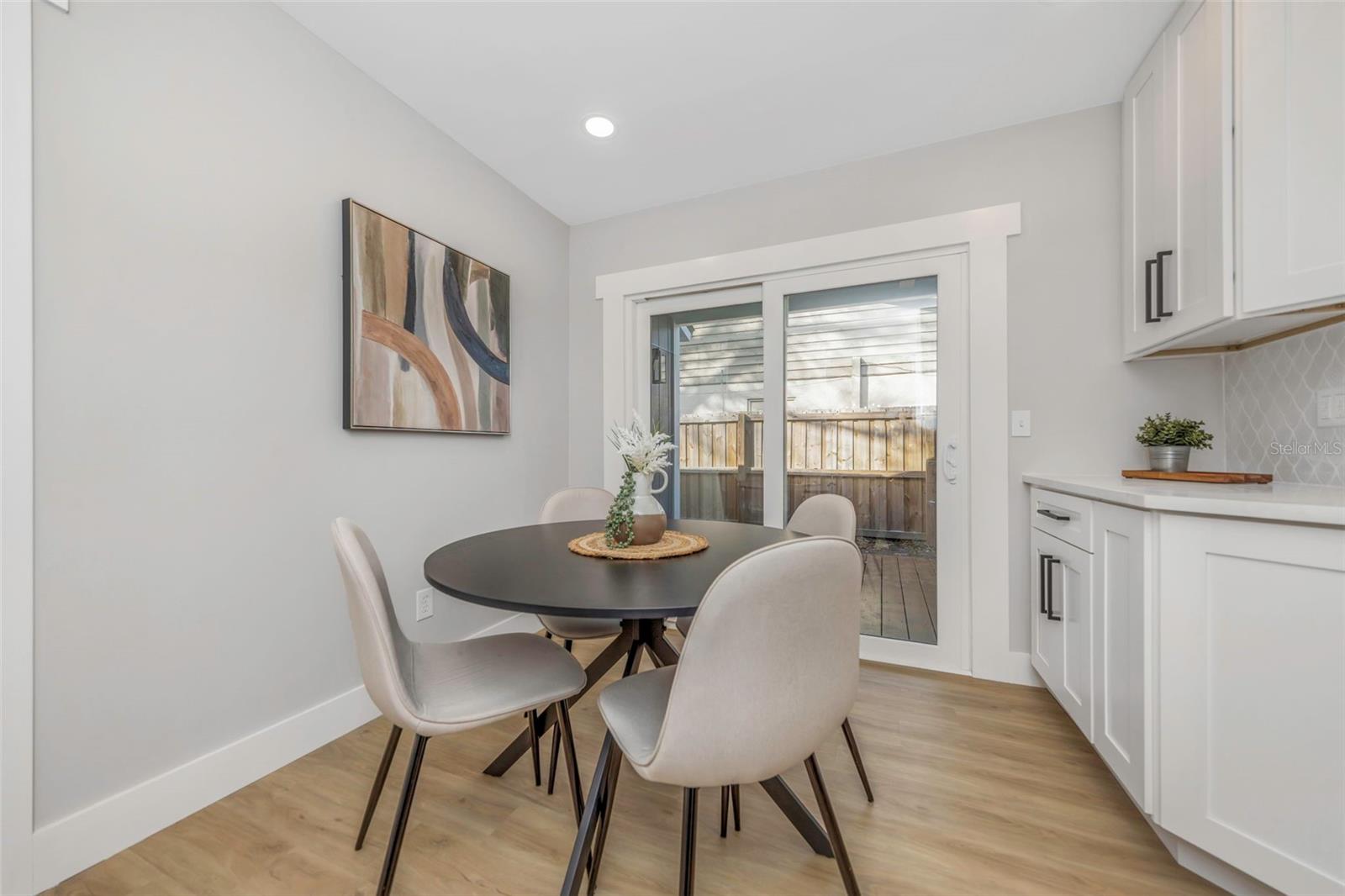 15911 COUNTRY FARM PL