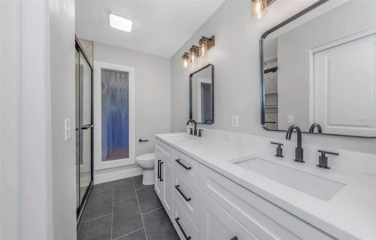 15911 COUNTRY FARM PL