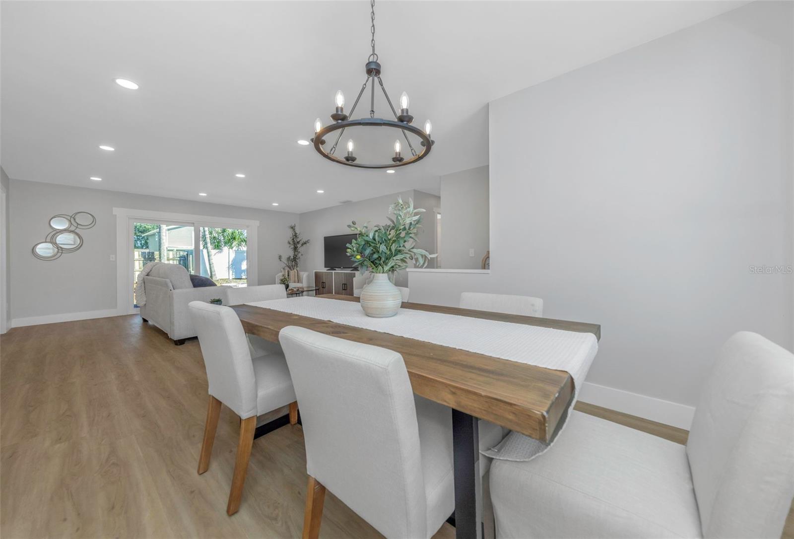 15911 COUNTRY FARM PL