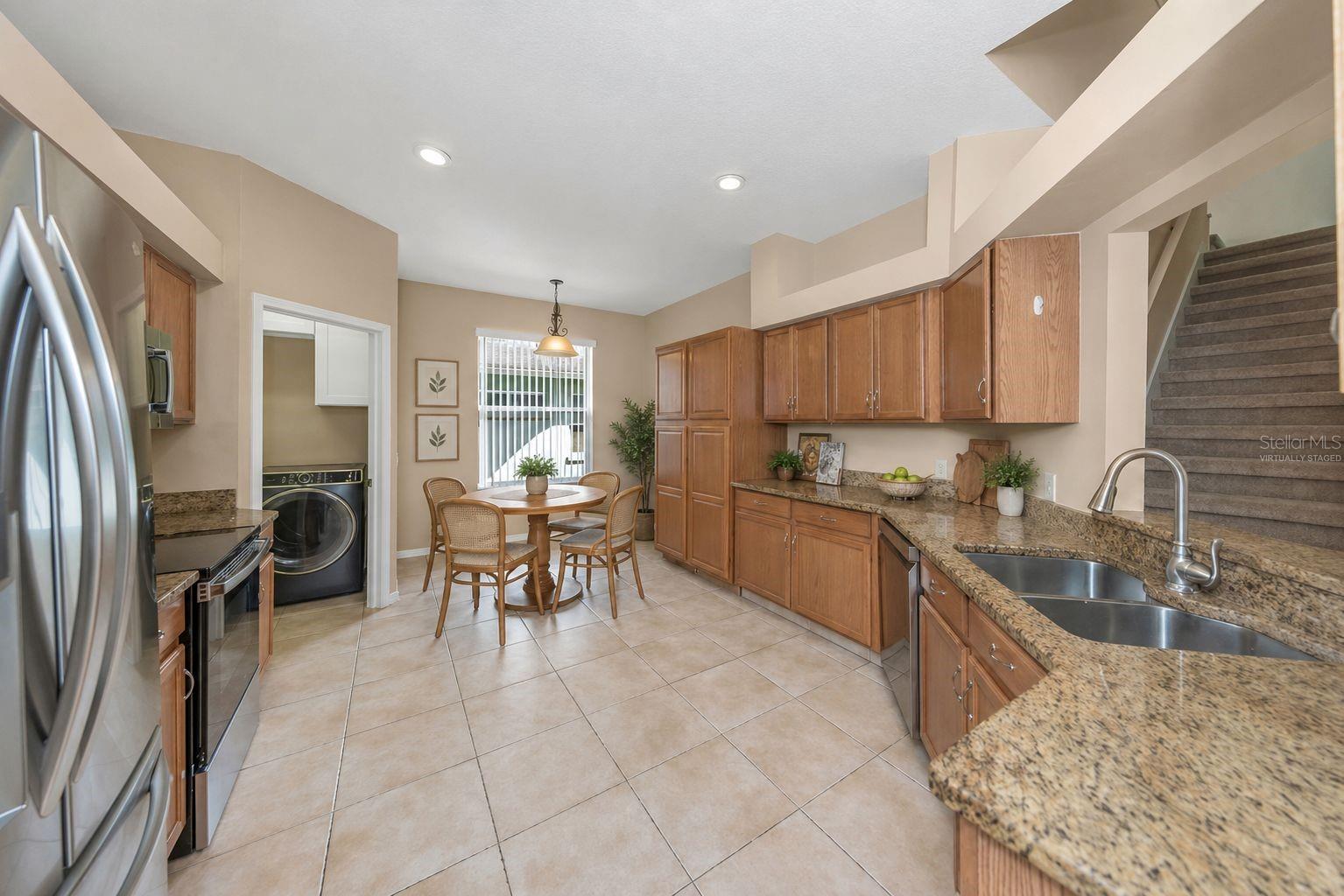 7754 STONELEIGH DR