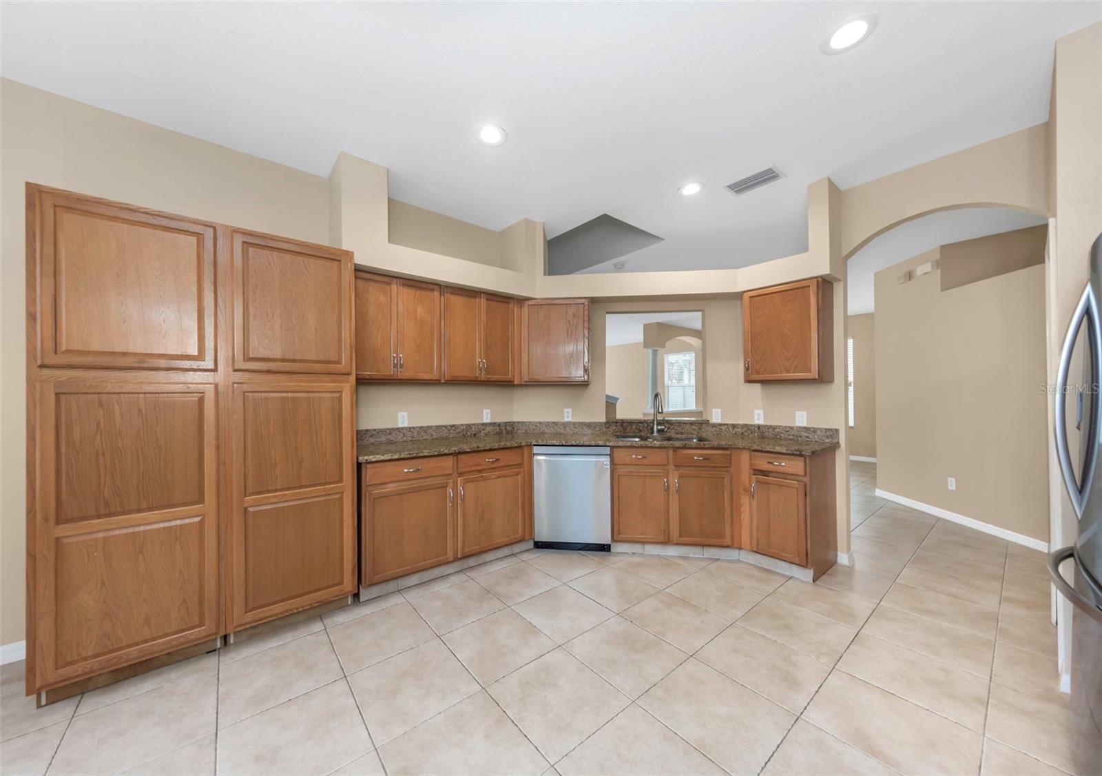 7754 STONELEIGH DR