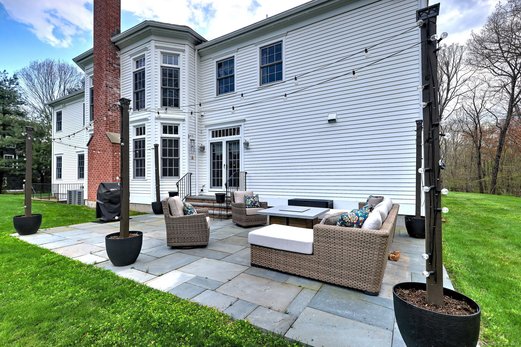 45 Surrey Lane