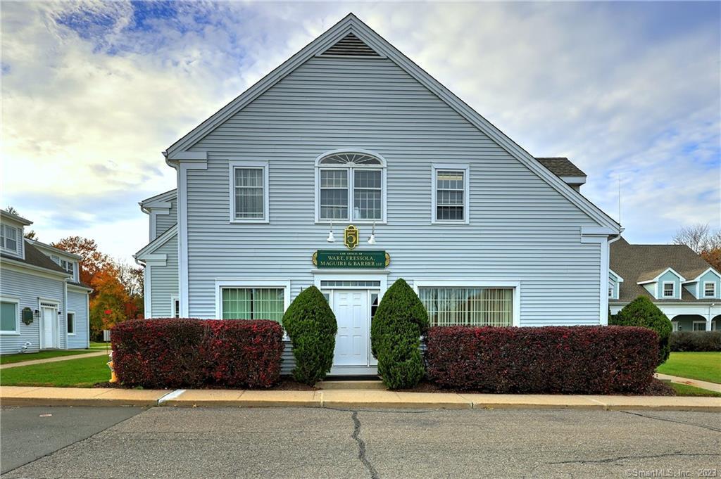 755 Main Street 5