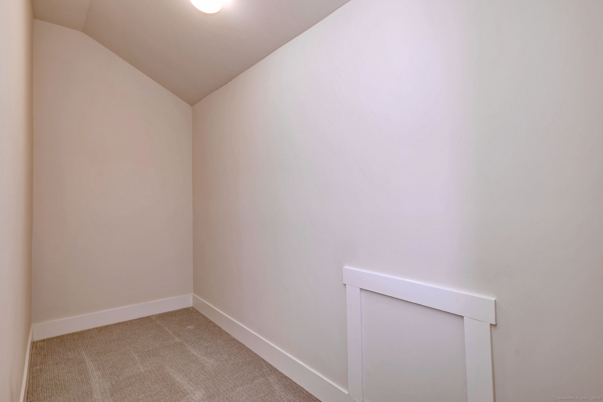 32 Enclave Circle 32