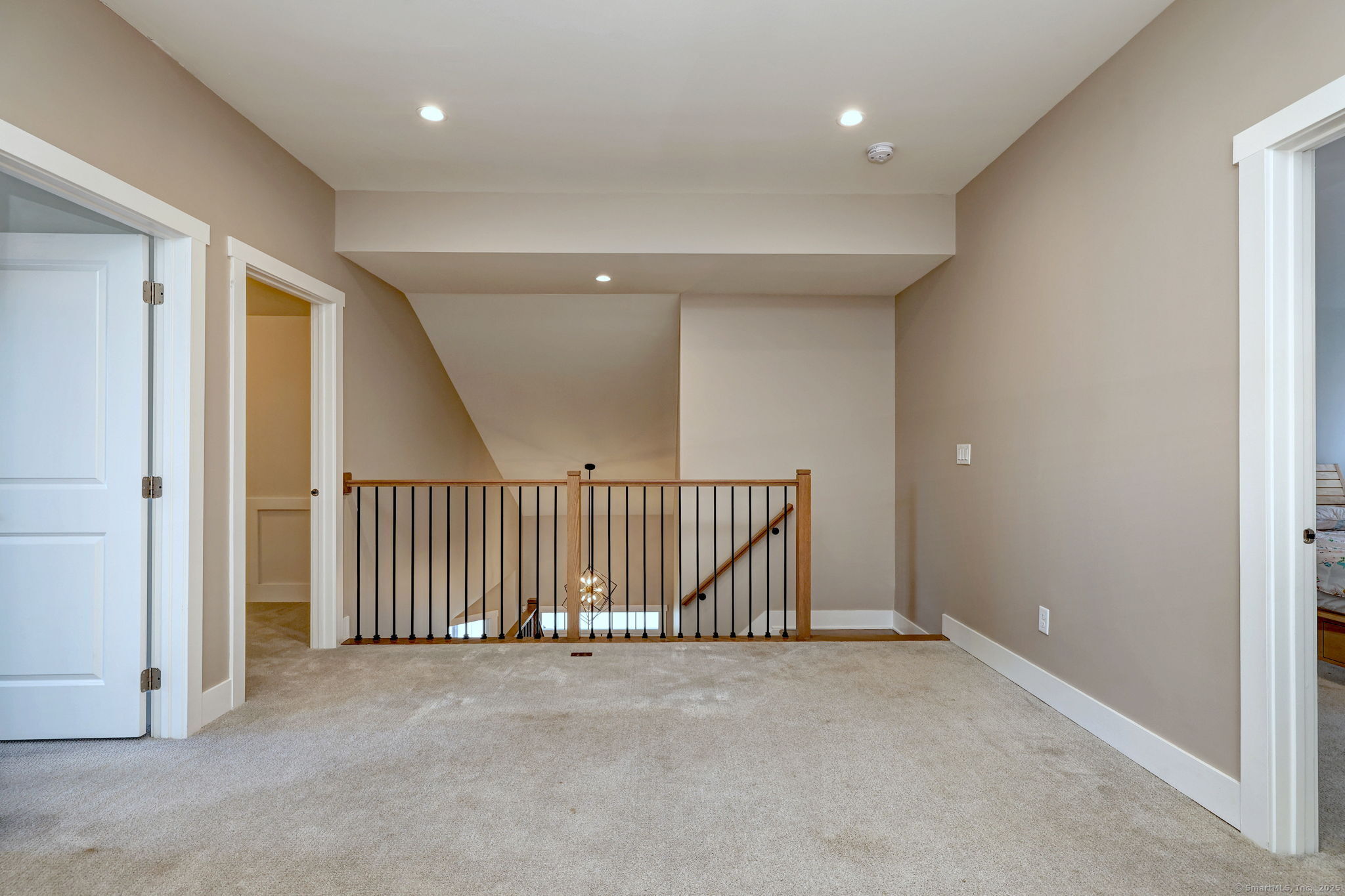 32 Enclave Circle 32