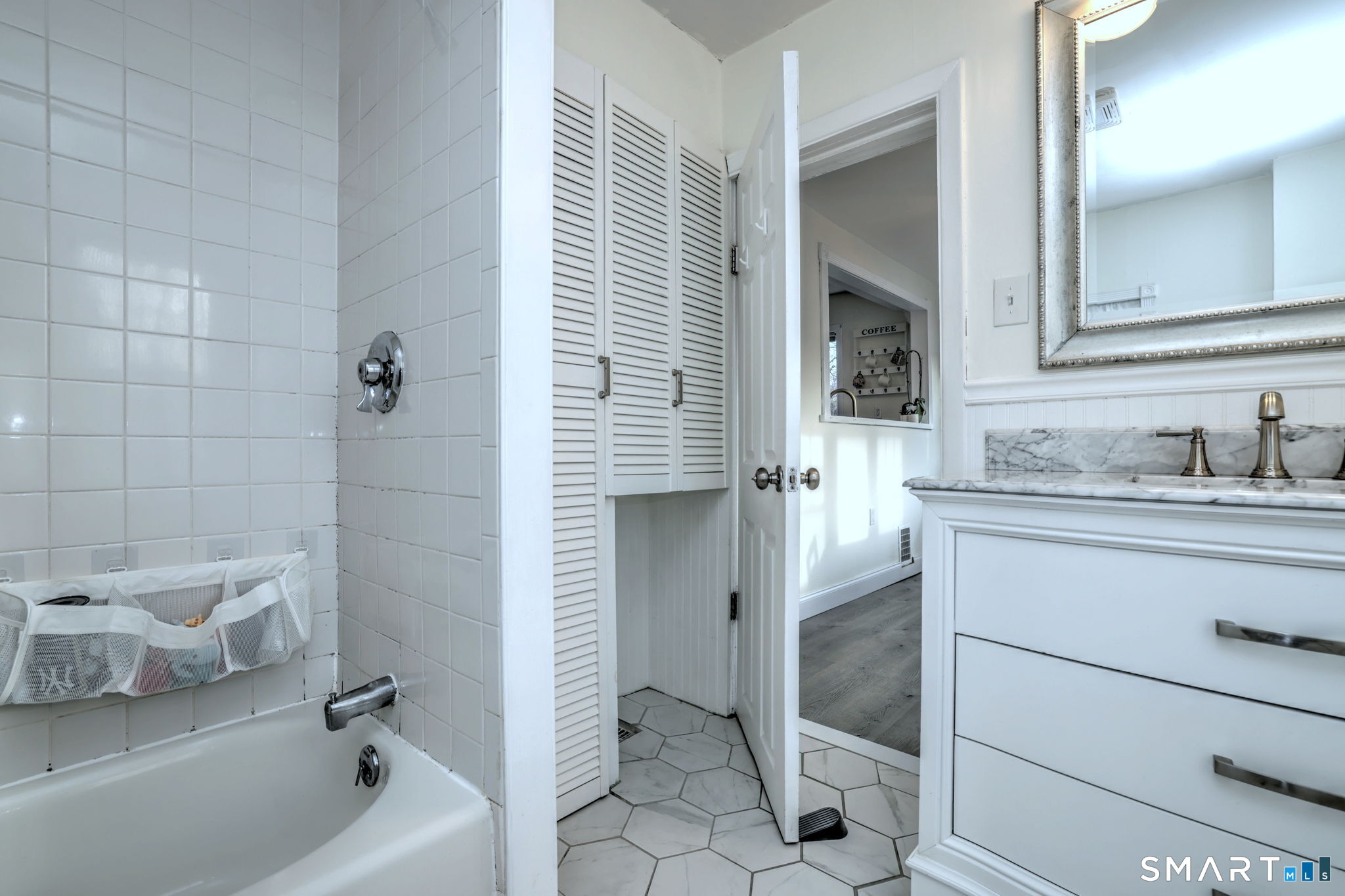 299 Meadows End Road