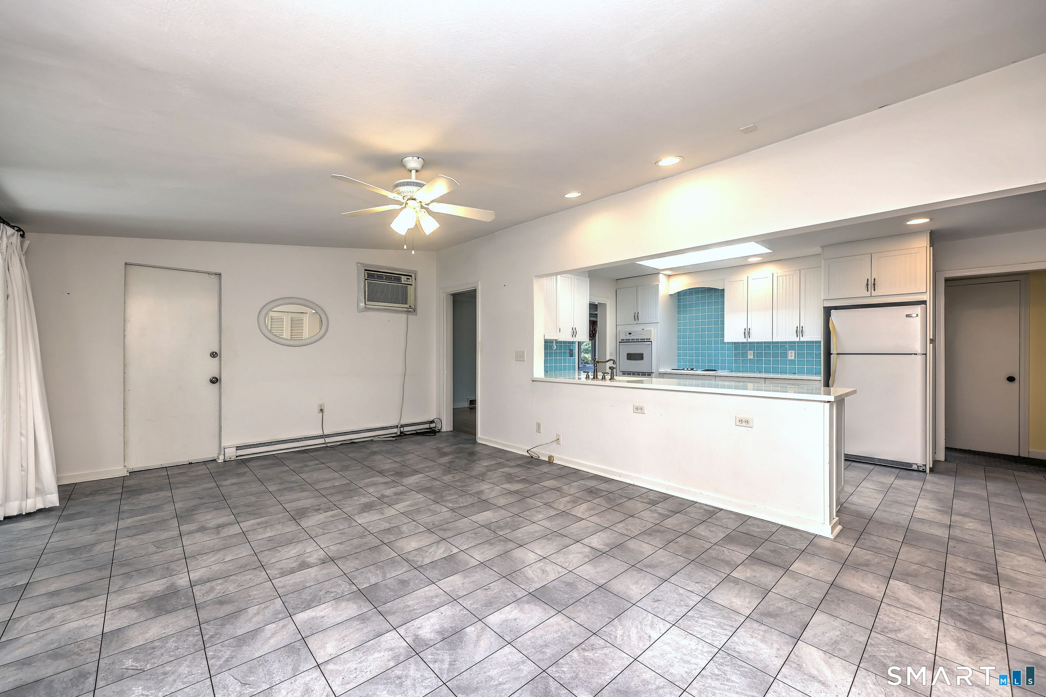 136 Hawthorne Drive