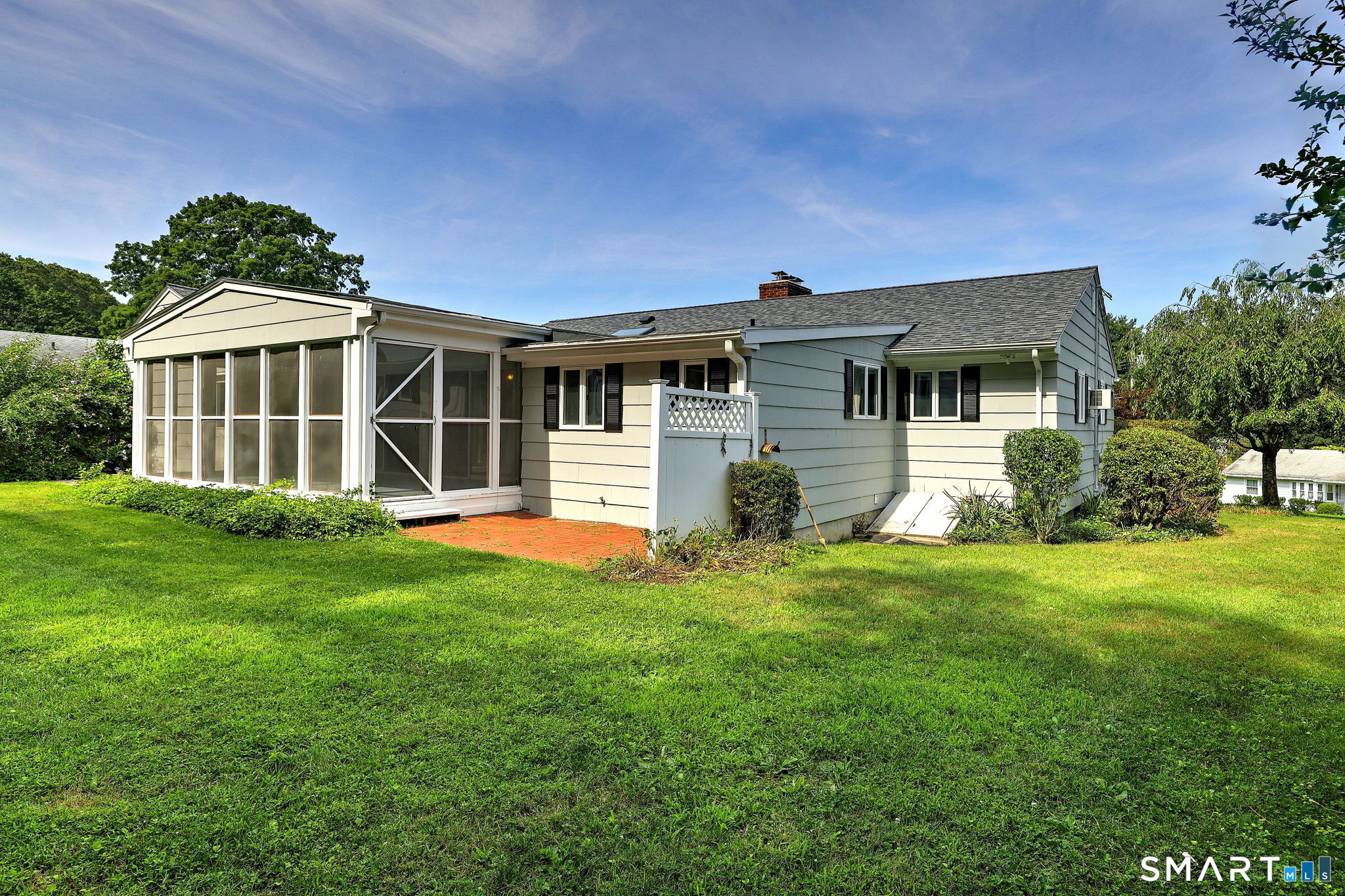 136 Hawthorne Drive