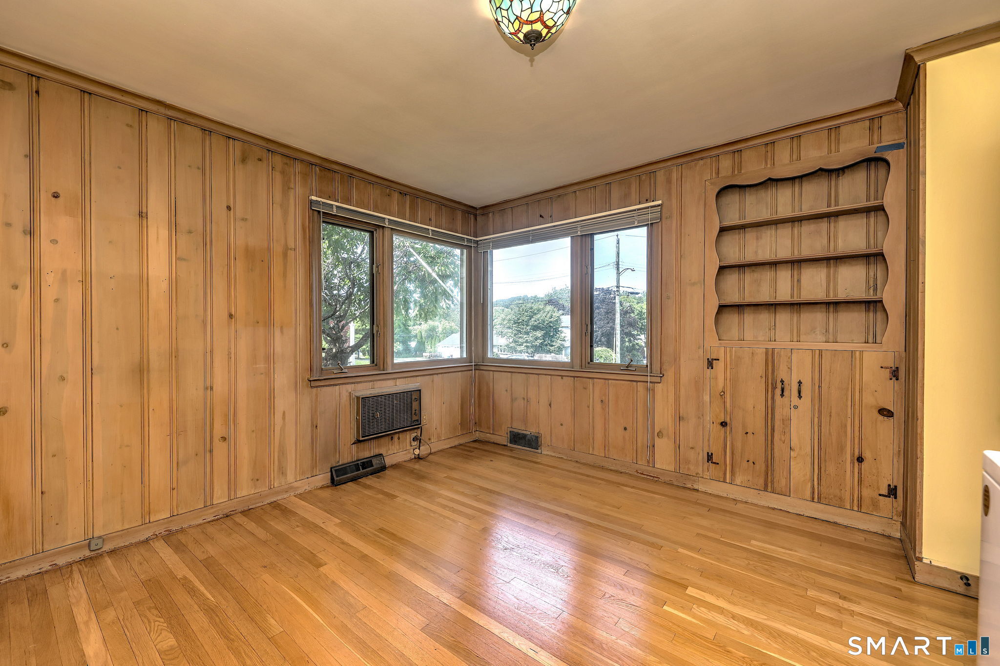 136 Hawthorne Drive