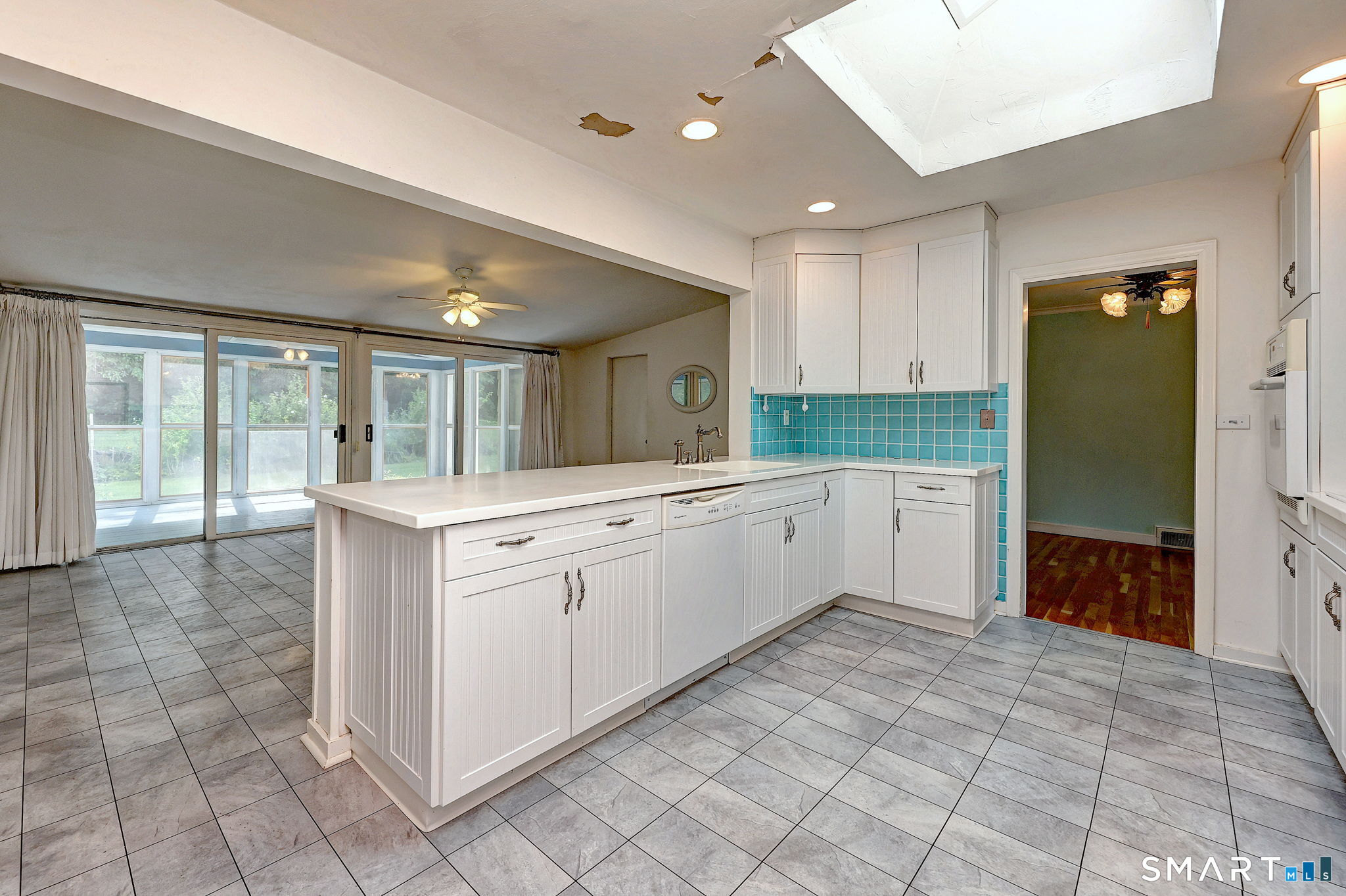 136 Hawthorne Drive