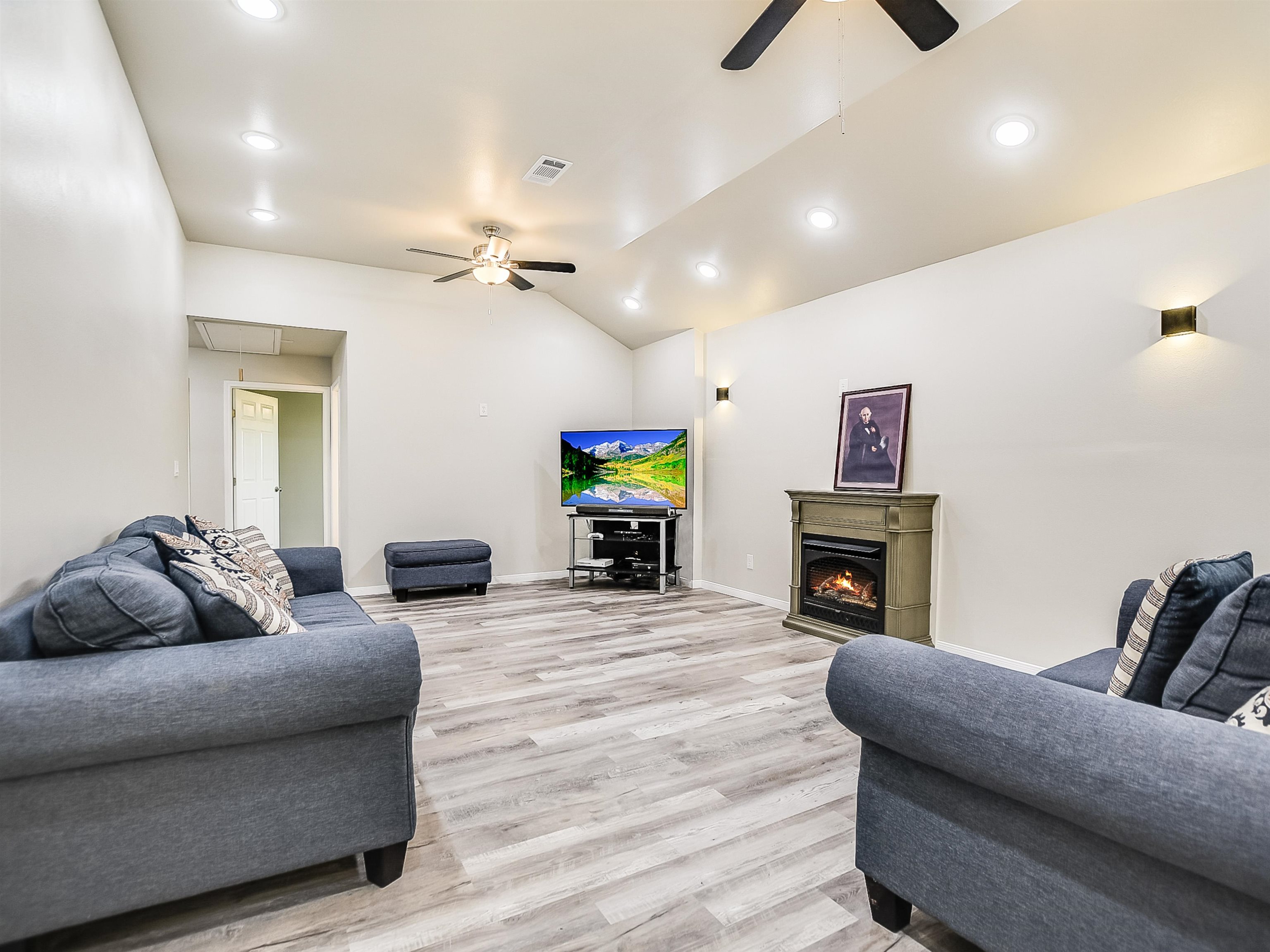1296 County Road 250