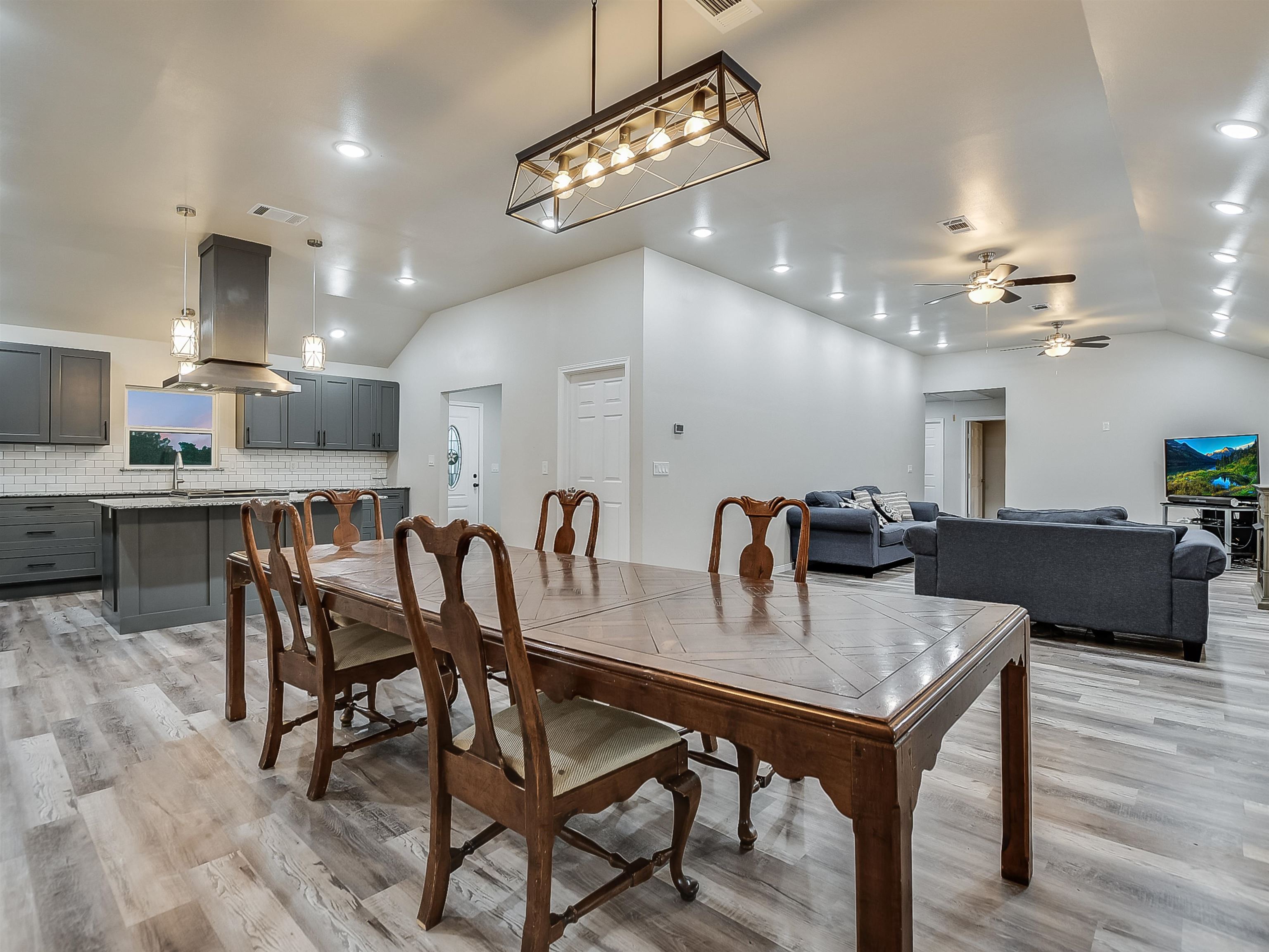1296 County Road 250