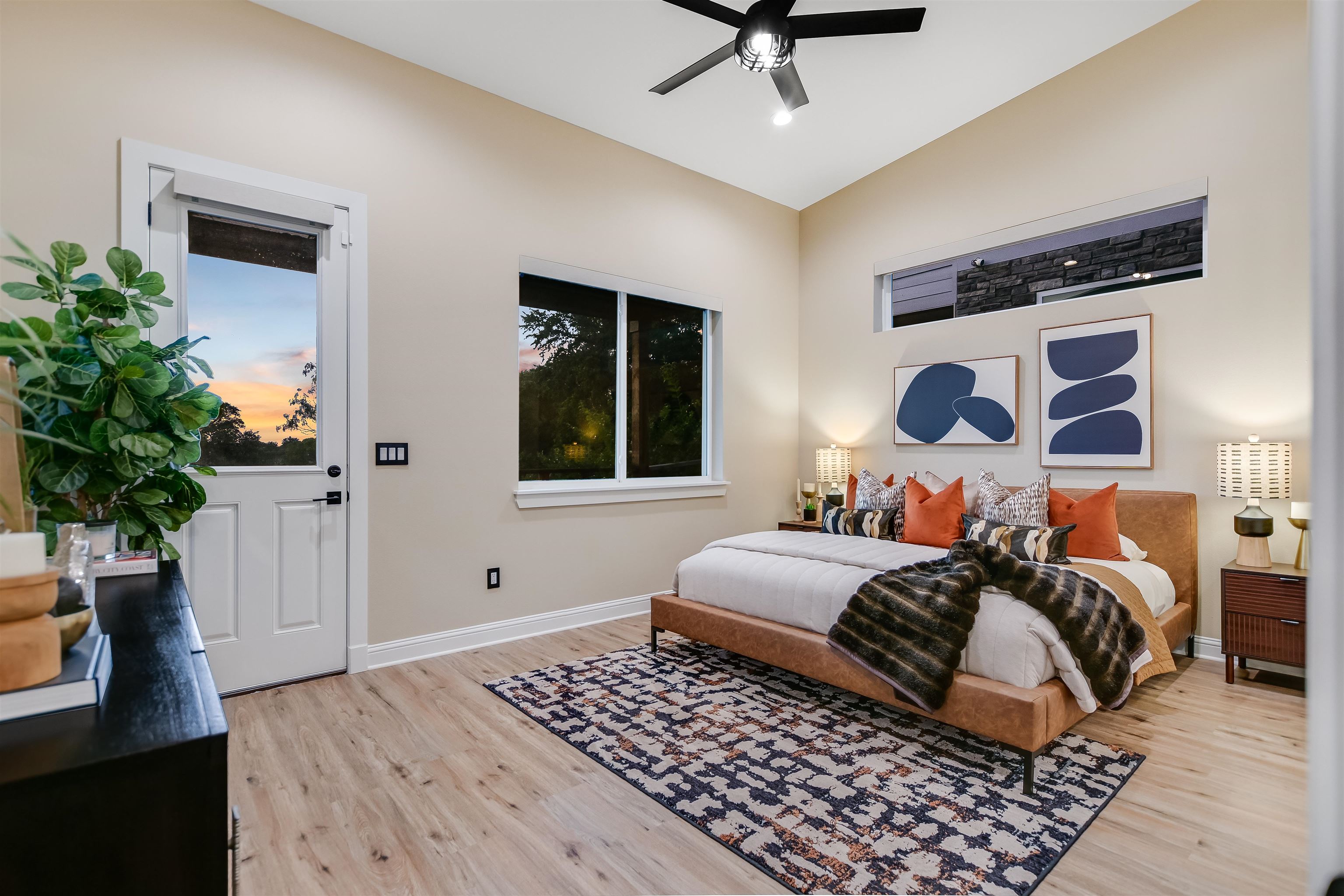 1502 Cats Eye Unit A