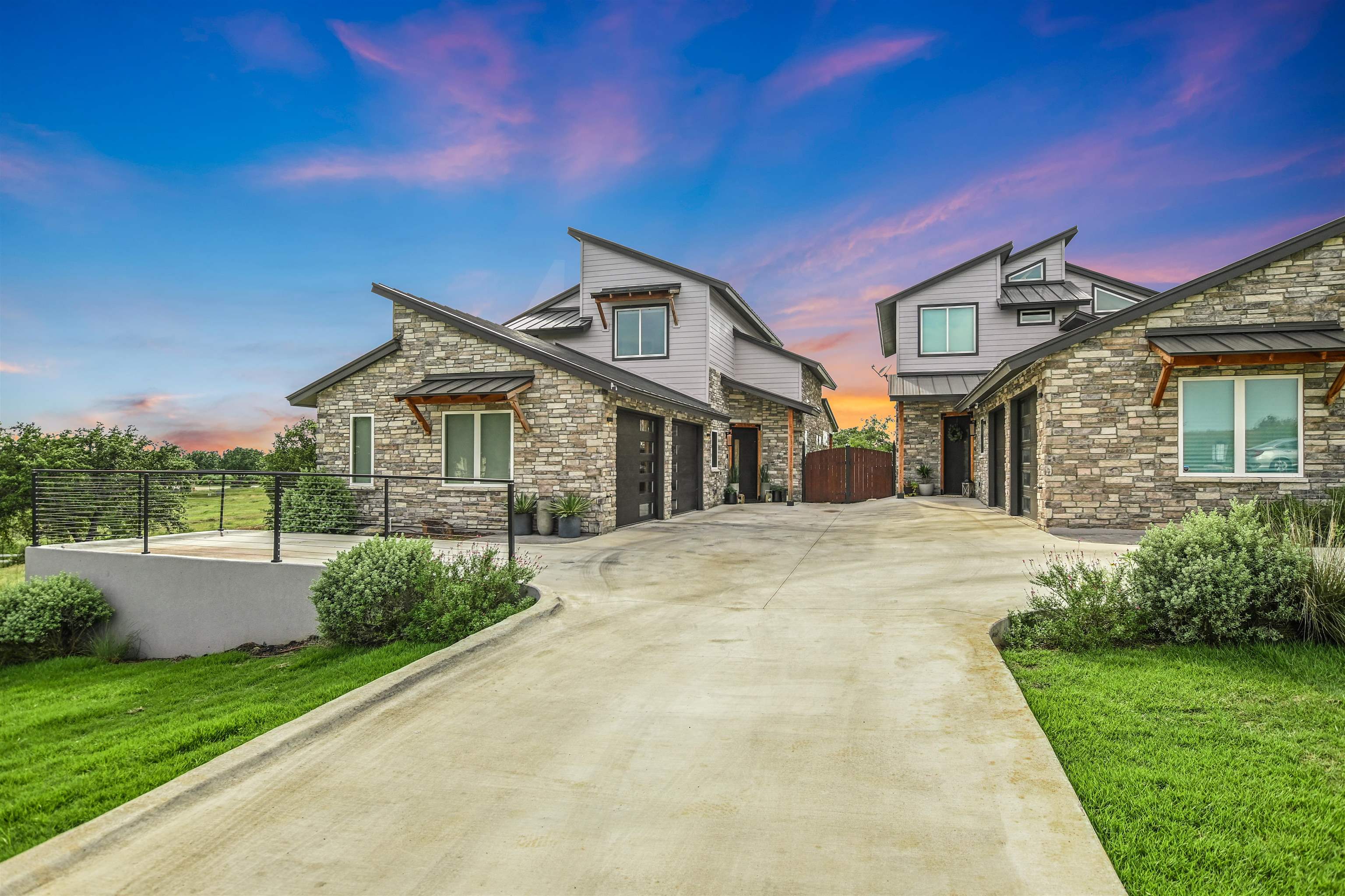 1502 Cats Eye Unit A