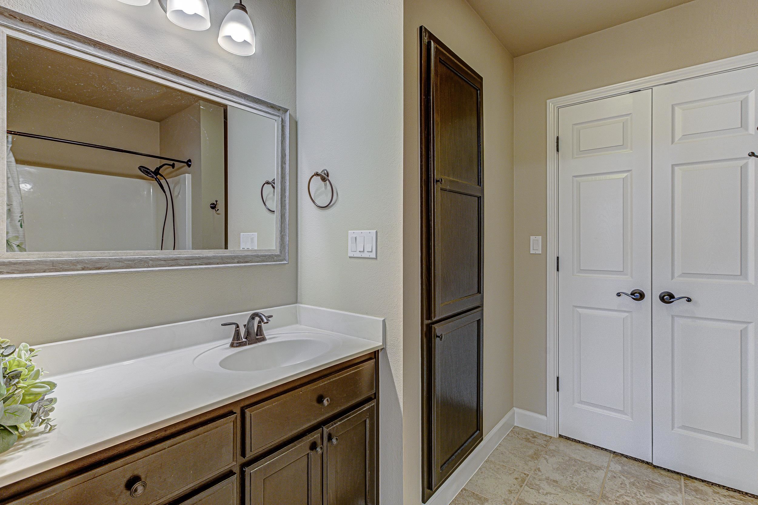 1916 McArthur Avenue