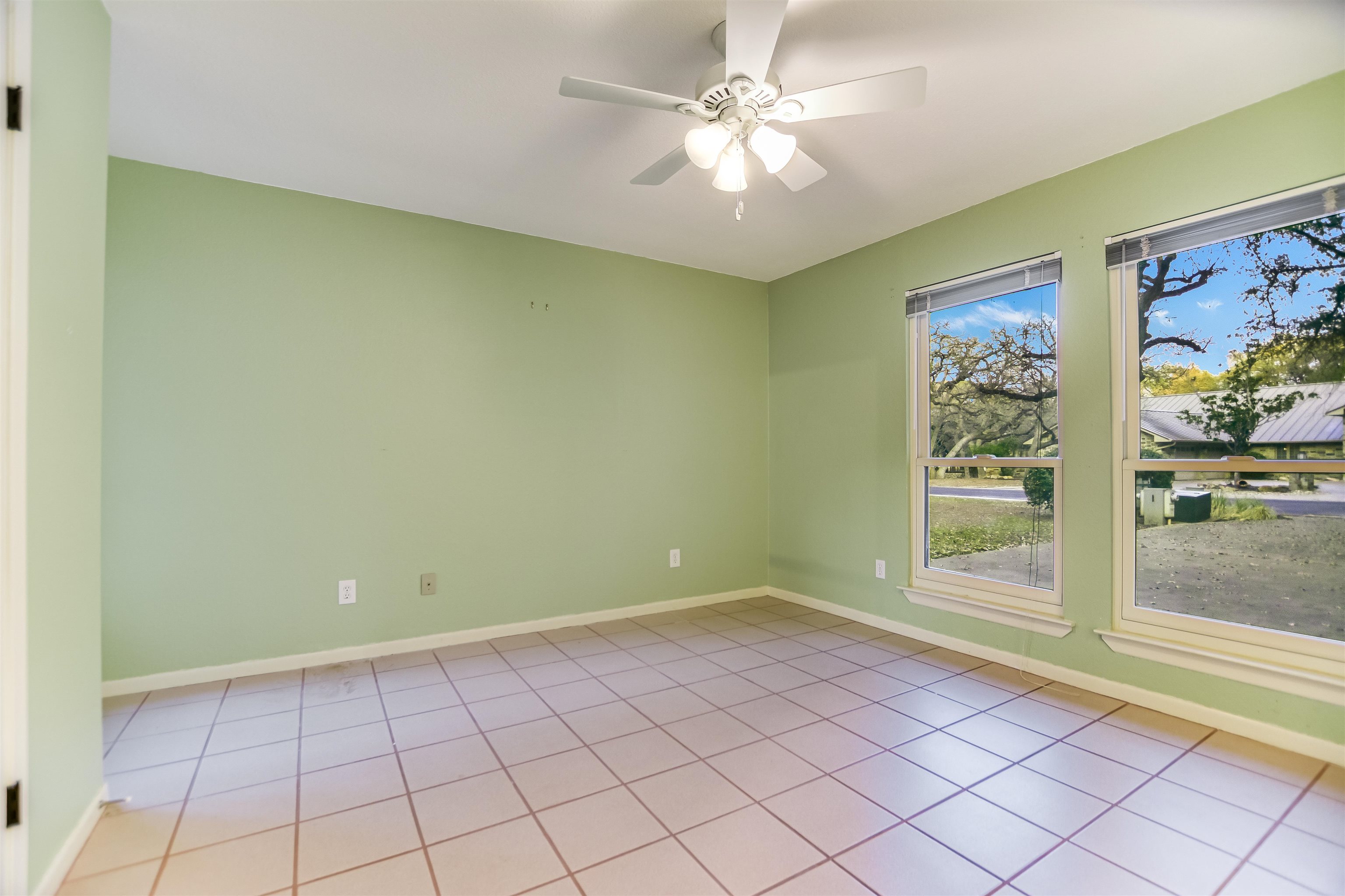 204 Blue Ground