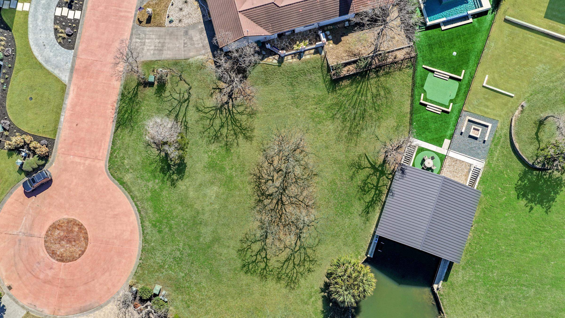 83E Applehead Island Drive