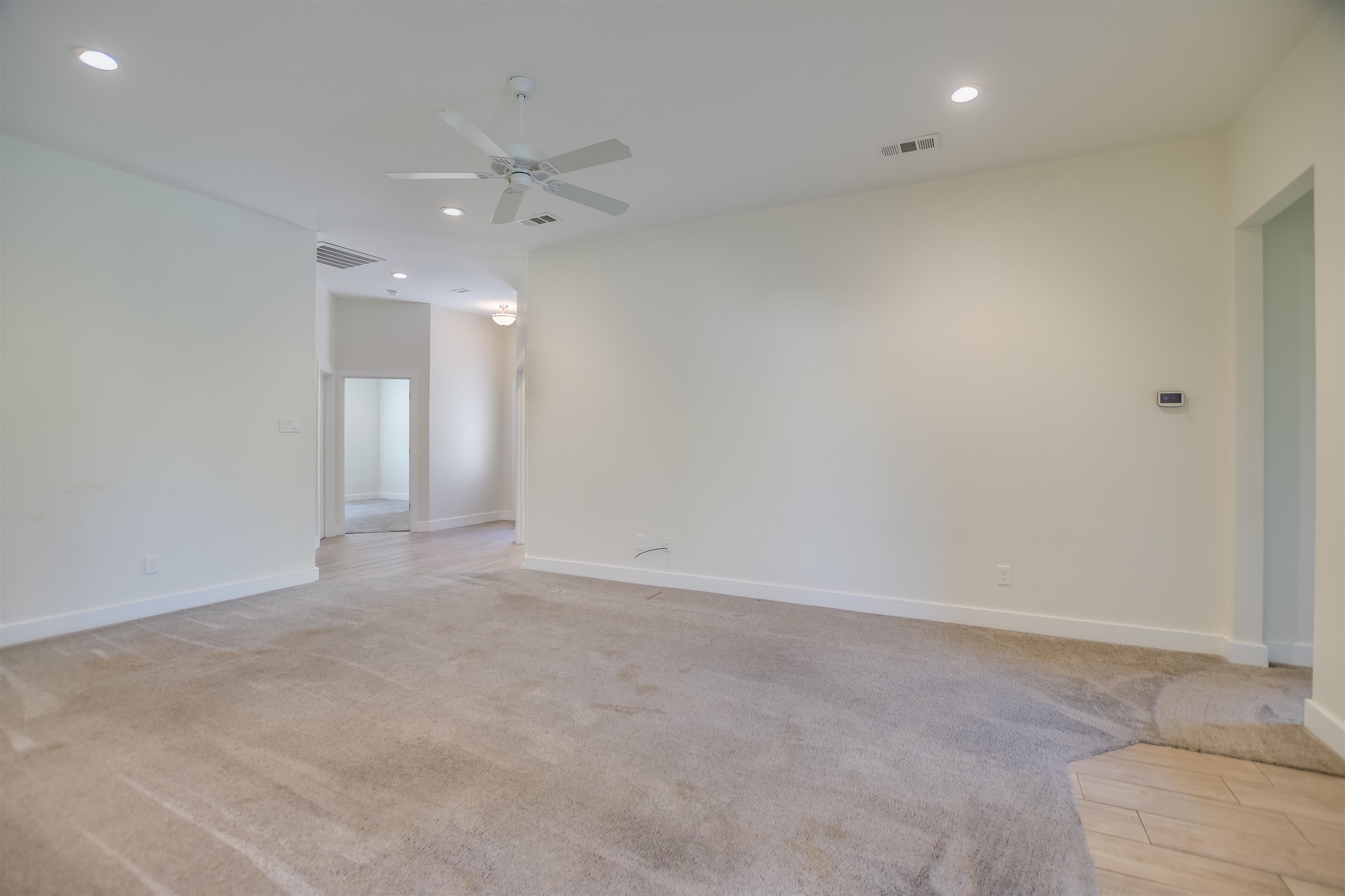 416 W Hi Cir Circle