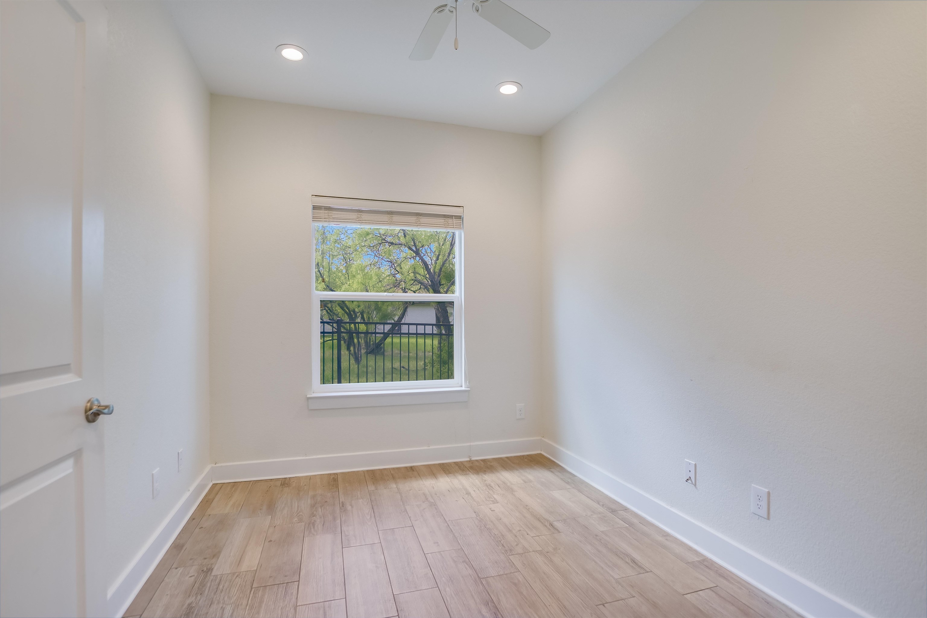 416 W Hi Cir Circle