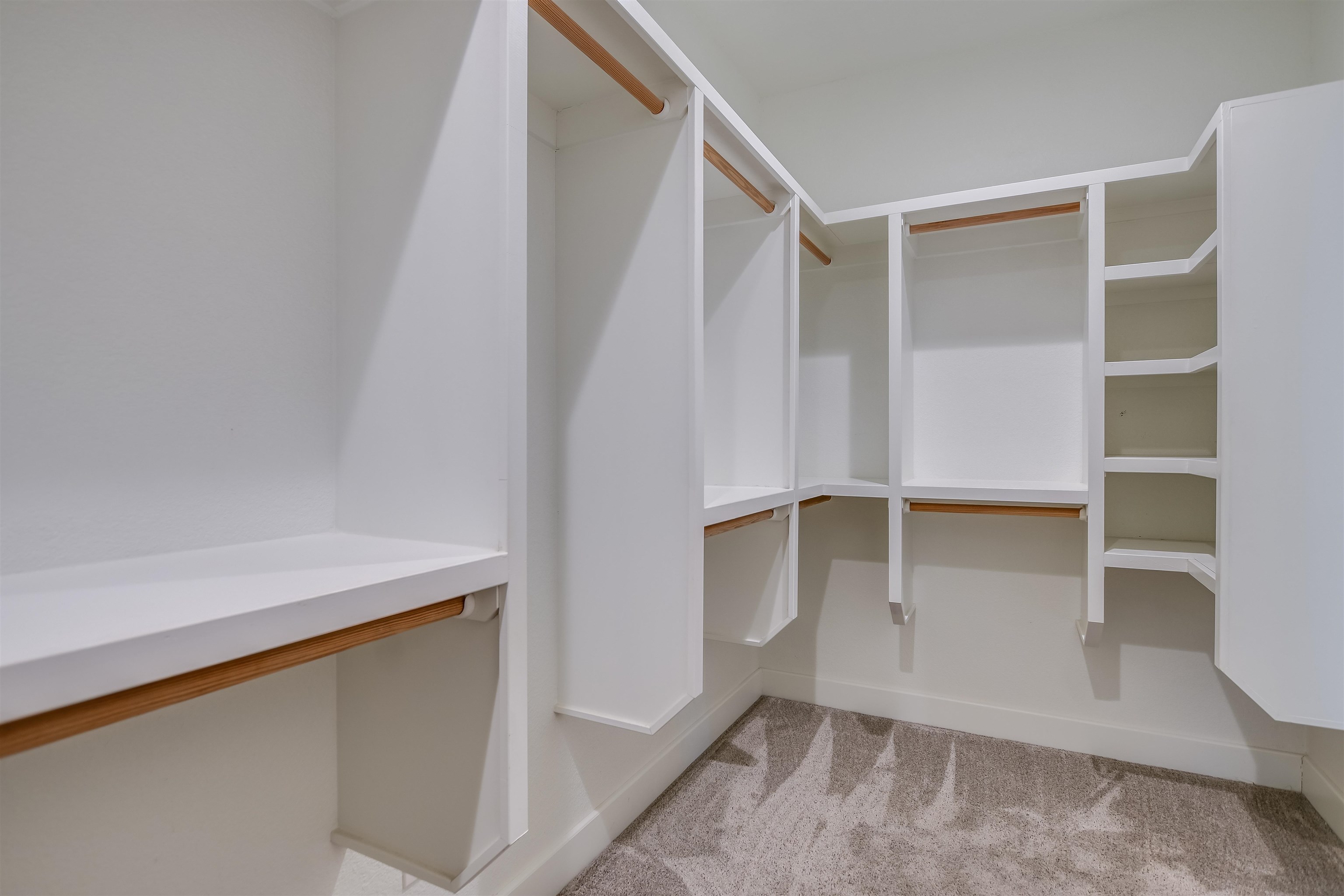 416 W Hi Cir Circle