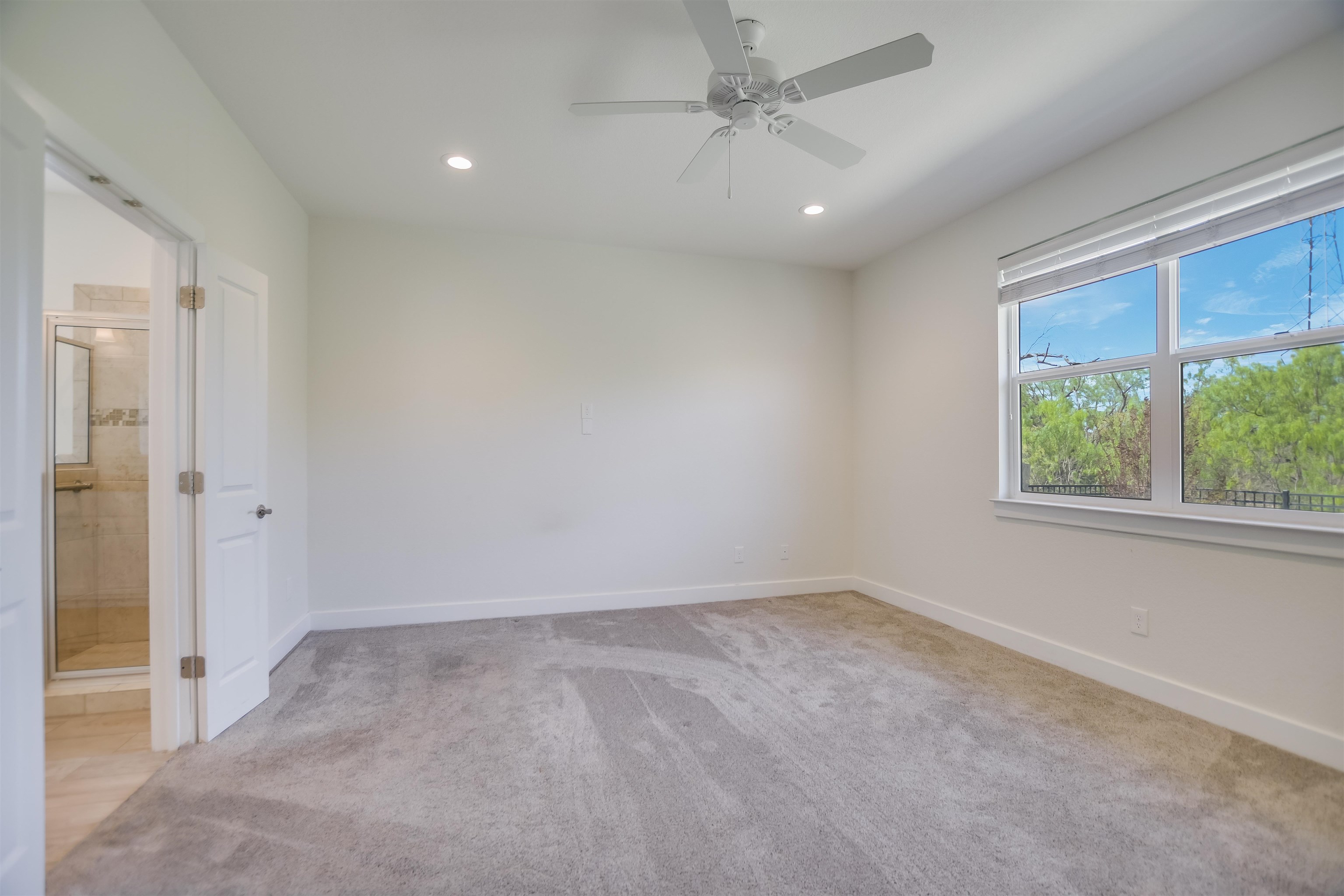 416 W Hi Cir Circle