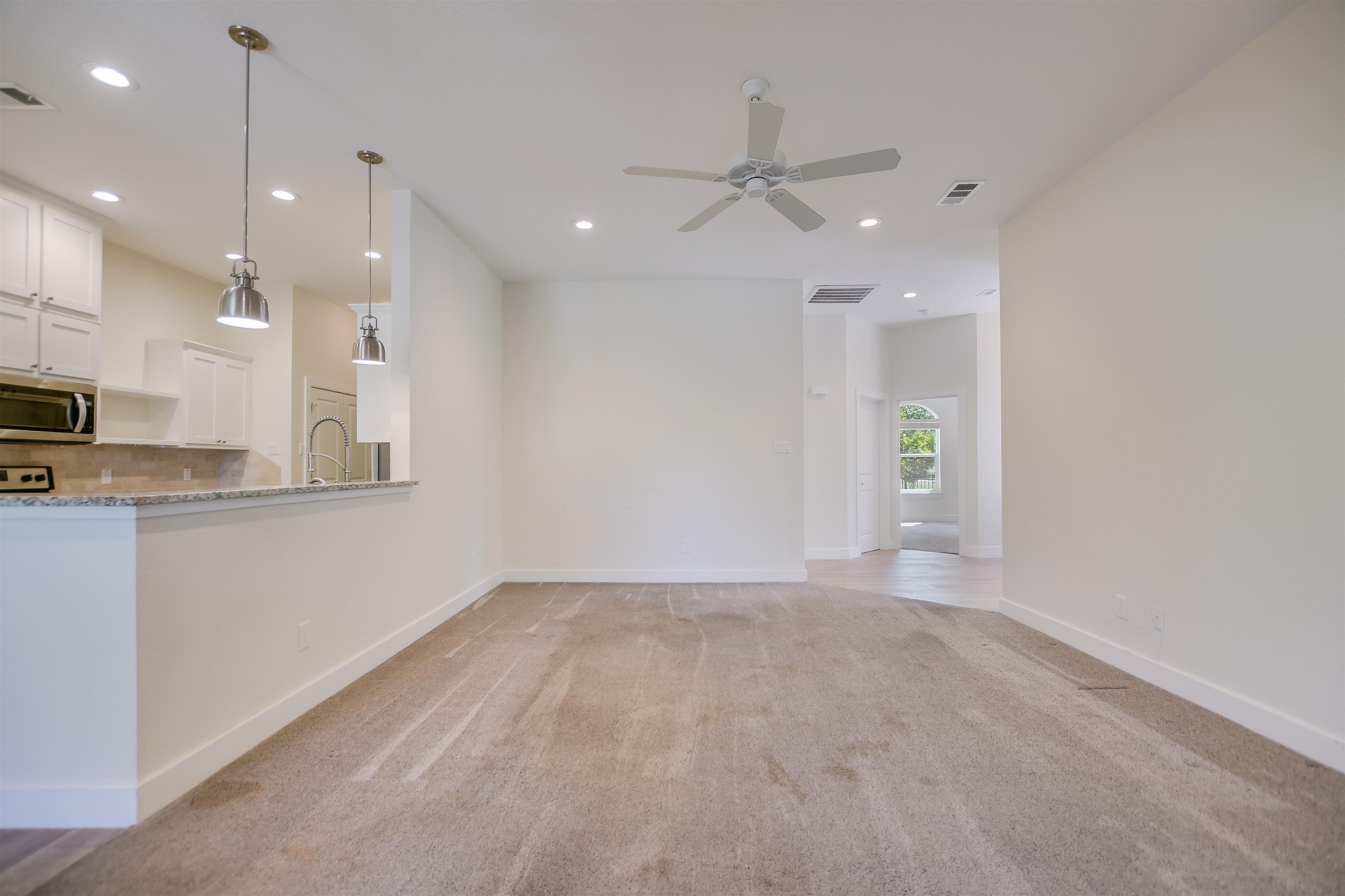 416 W Hi Cir Circle