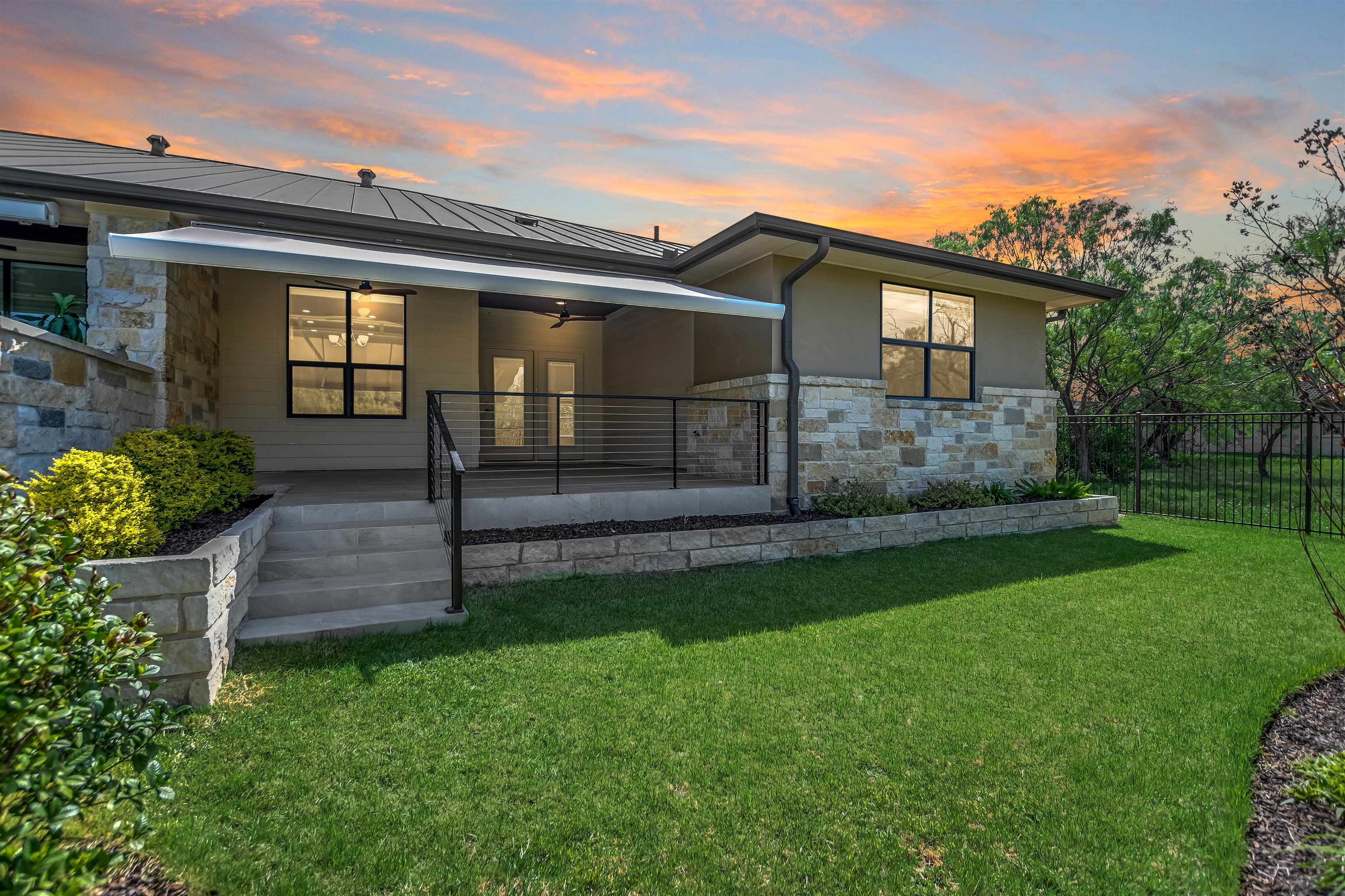 416 W Hi Cir Circle