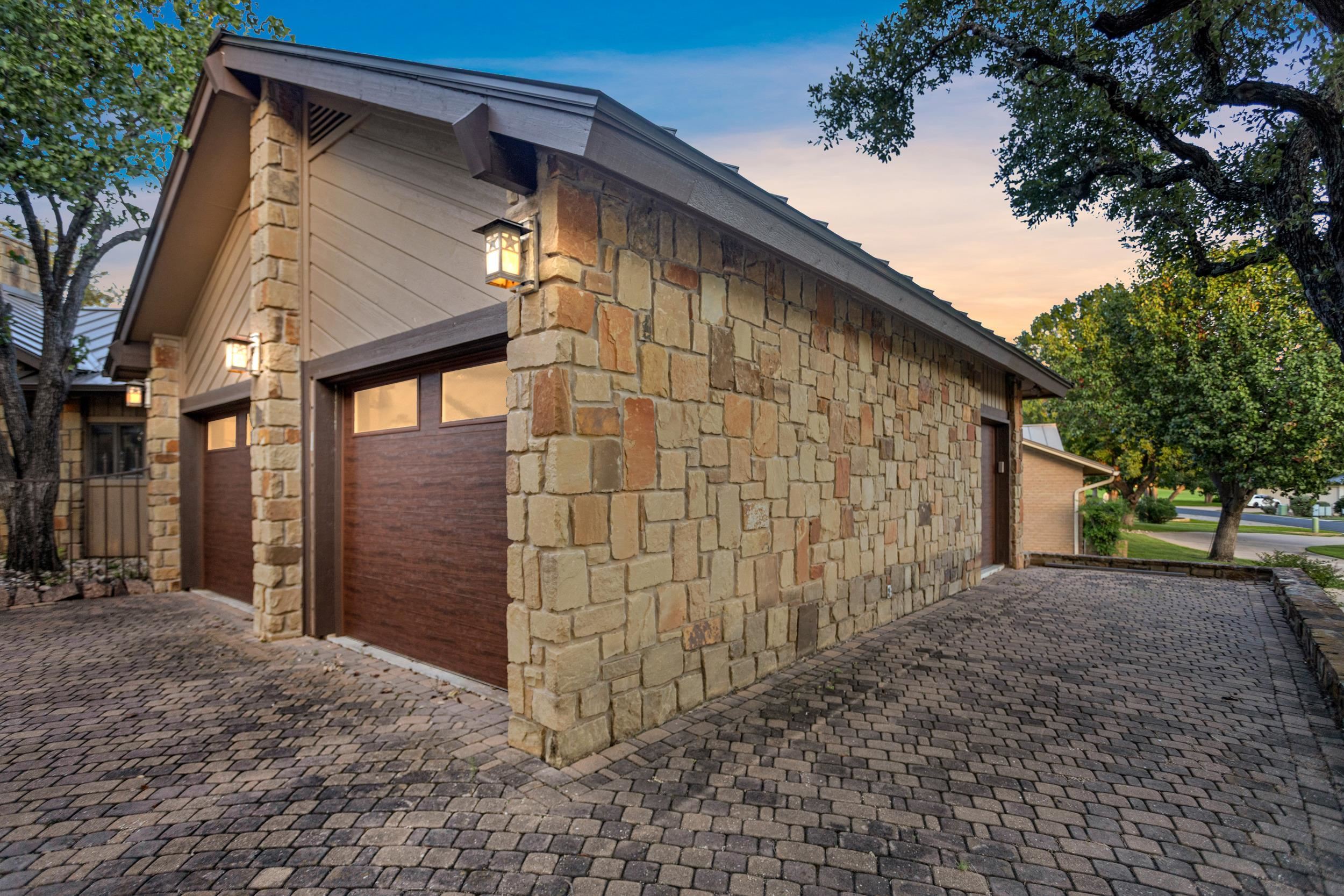 624 Hi Stirrup