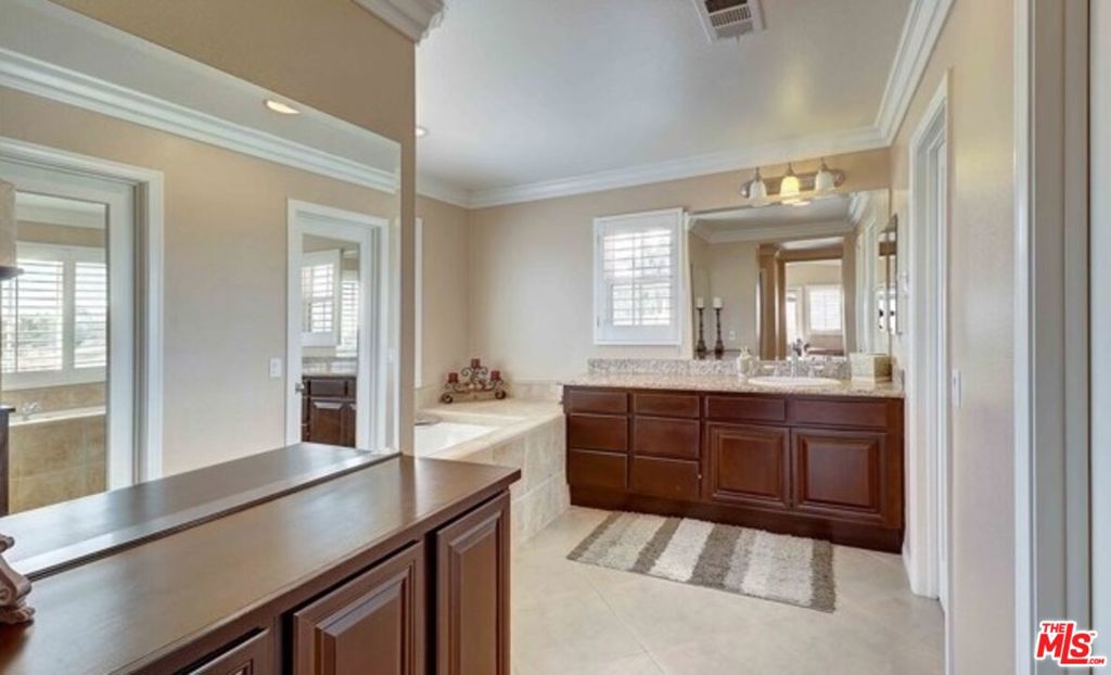 17197 Birch Hill Road