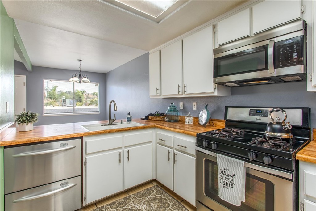 703 Walnut Drive