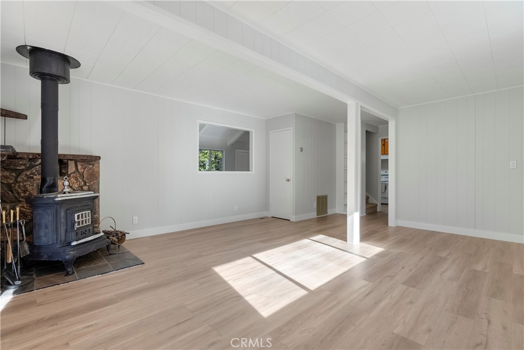 32806 Porcupine Lane