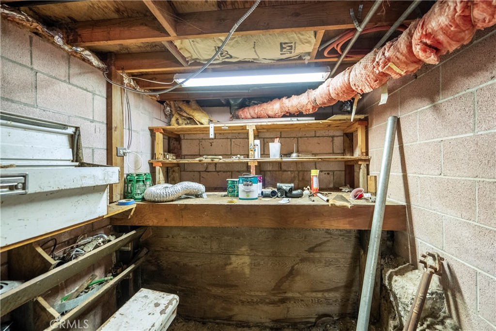 32806 Porcupine Lane