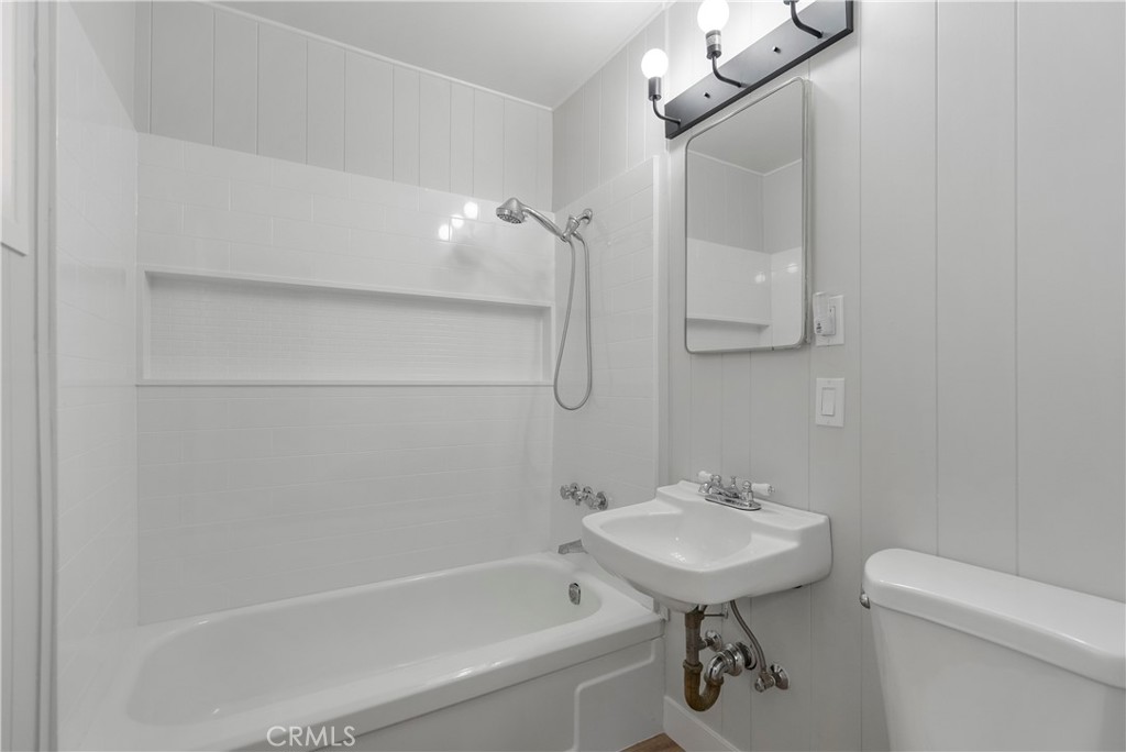 32806 Porcupine Lane