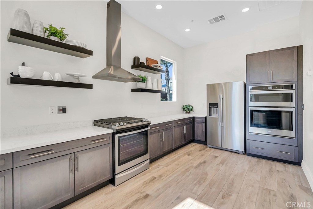 7155 Citrus Avenue 433