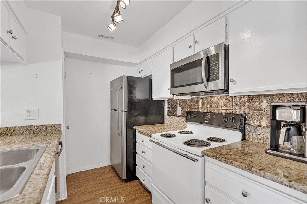 10655 Lemon Avenue 1304