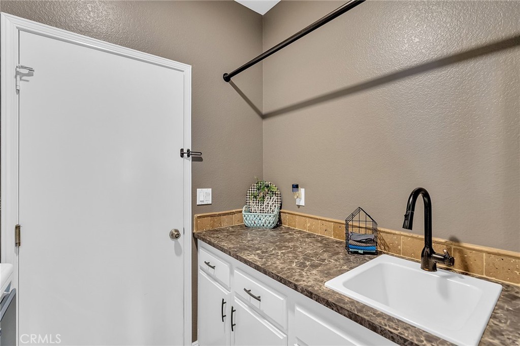 8424 Orchard Park Drive