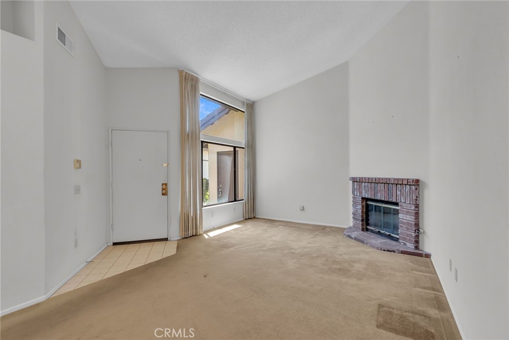 5050 Canyon Crest Drive 6