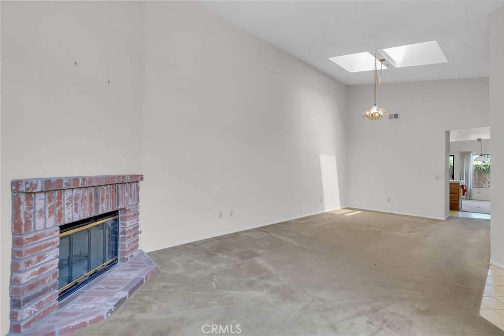 5050 Canyon Crest Drive 6