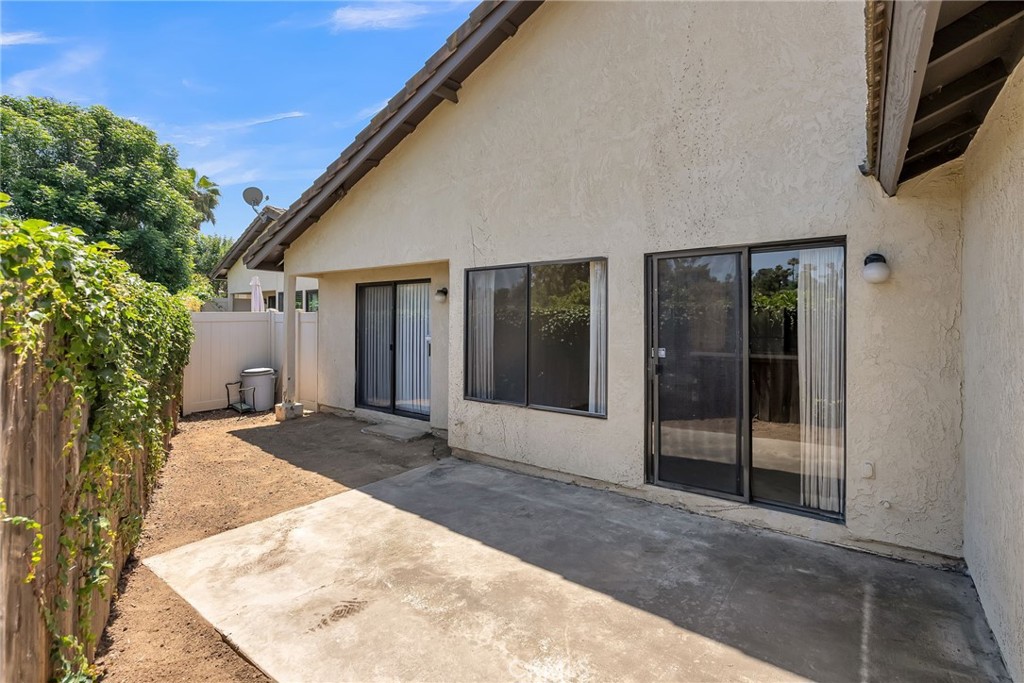 5050 Canyon Crest Drive 6