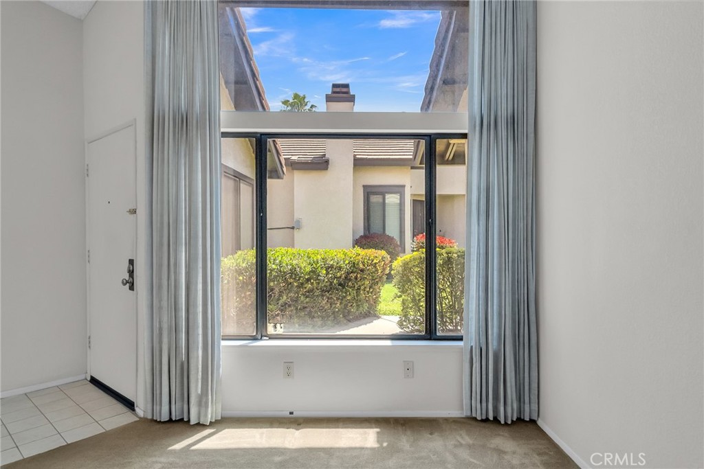 5050 Canyon Crest Drive 6