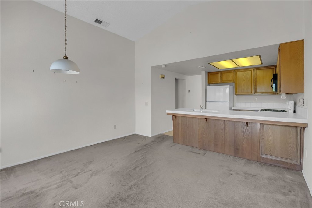 5050 Canyon Crest Drive 6