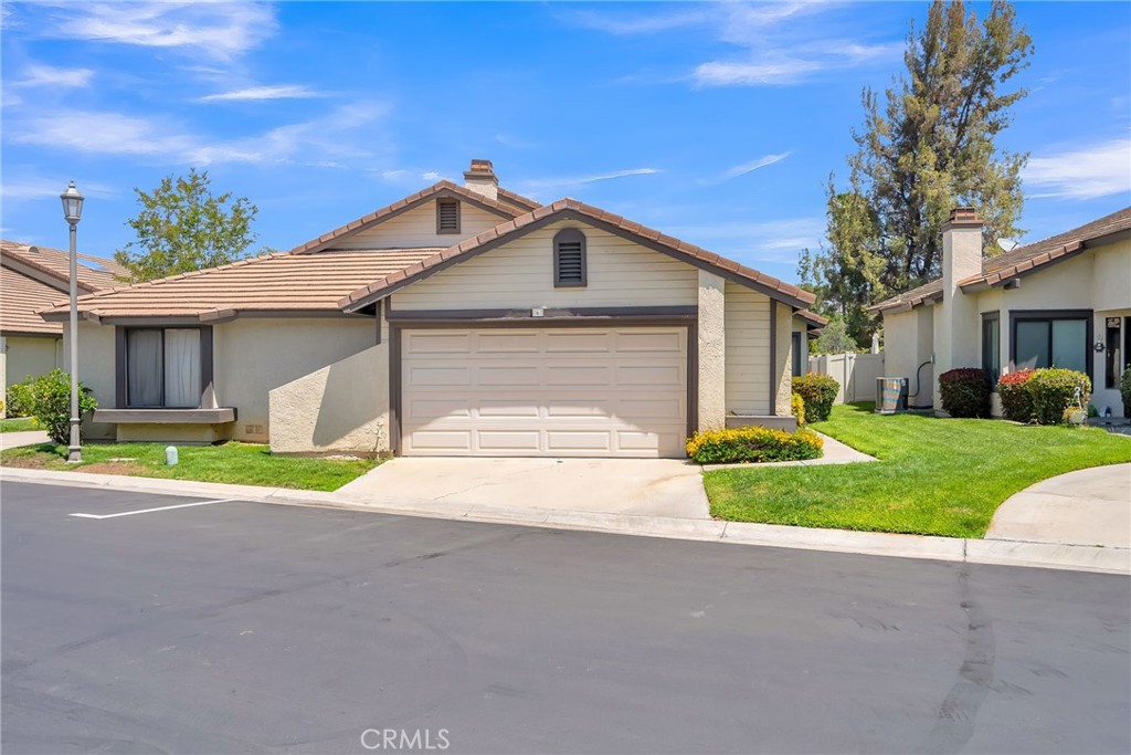 5050 Canyon Crest Drive 6